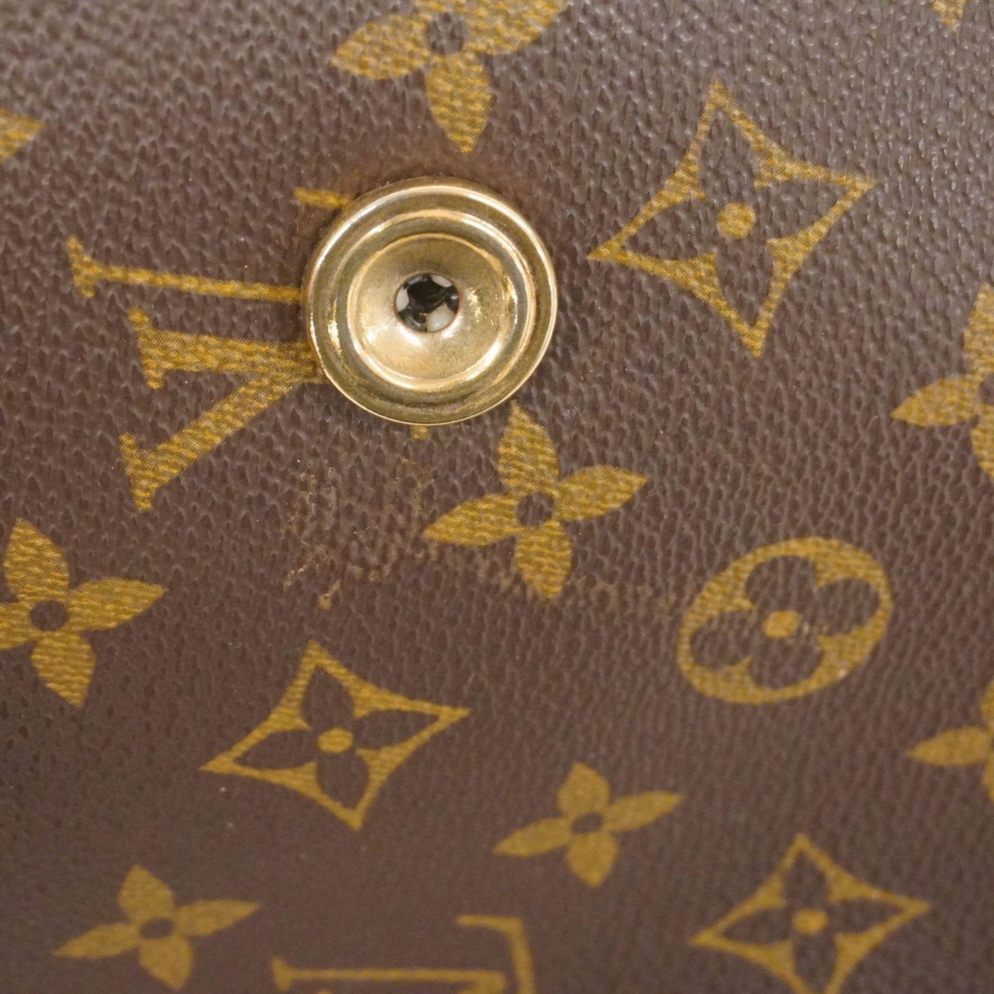 Louis Vuitton Brown Shoulder Bag (Pre-Owned)