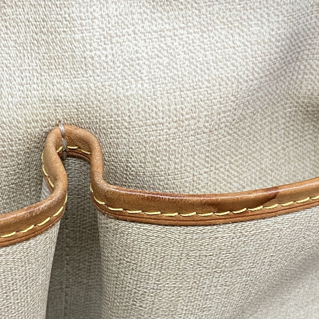 Louis Vuitton Brown Handbag (Pre-Owned)