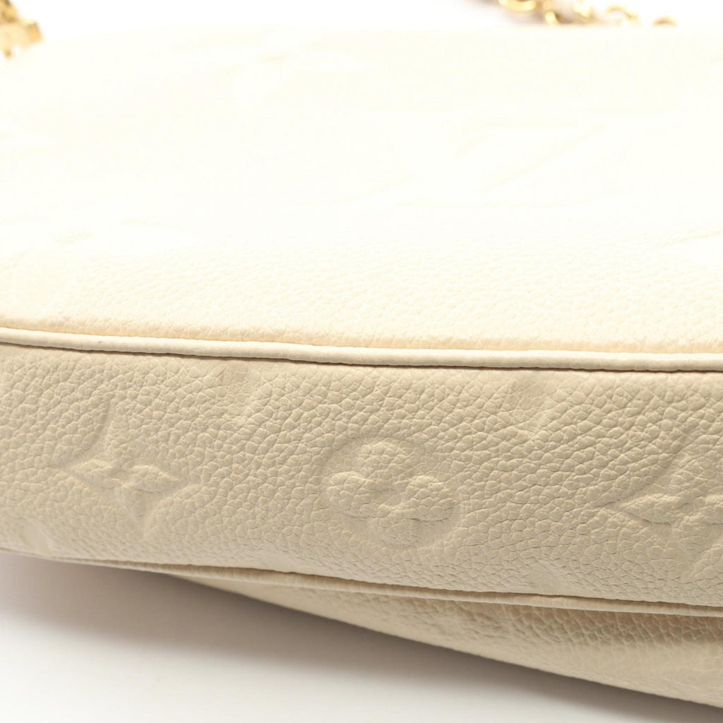 Louis Vuitton Ivory Leather Pochette Shoulder Bag (Pre-Owned)