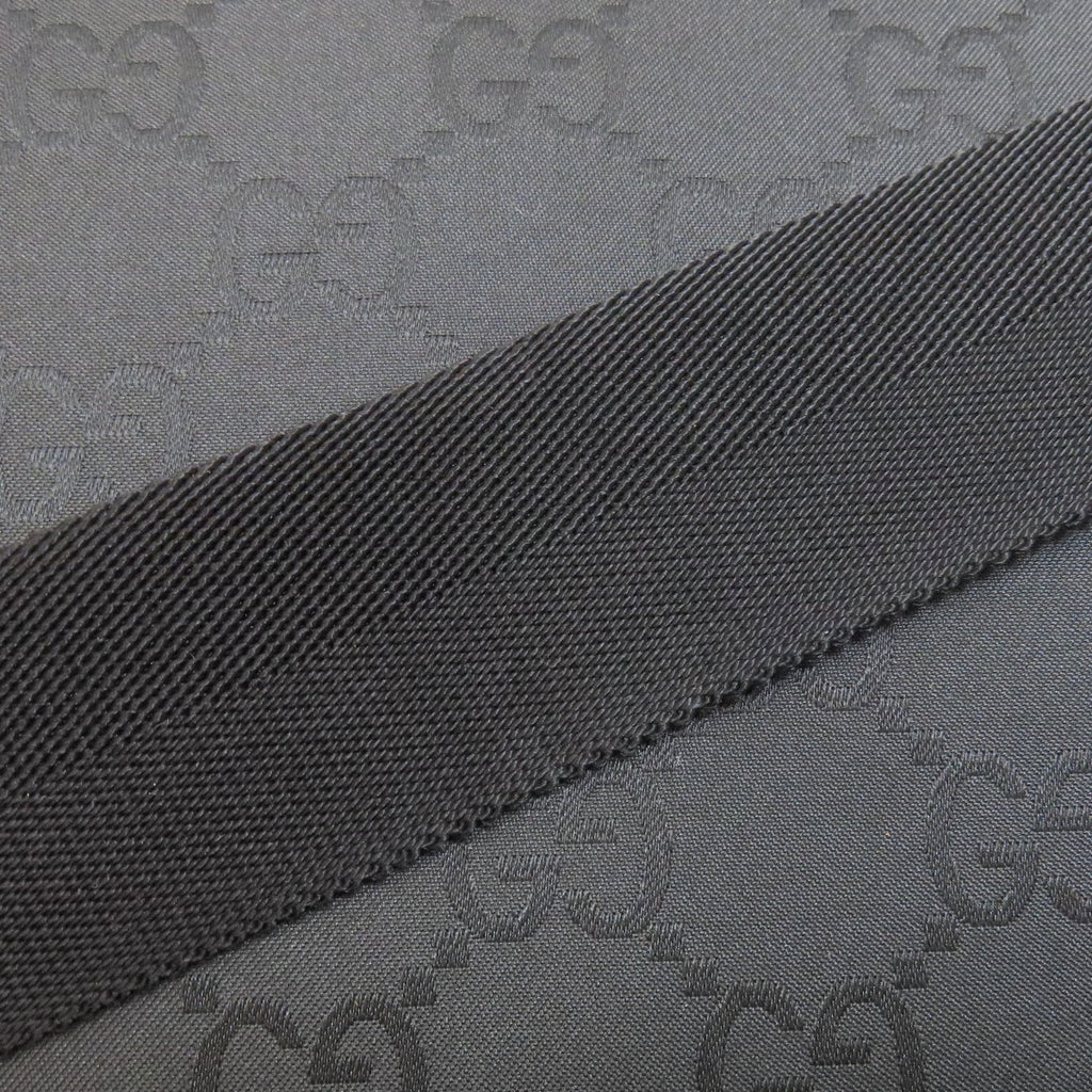 Gucci Black Nylon Shoulder Bag (Pre-Owned)