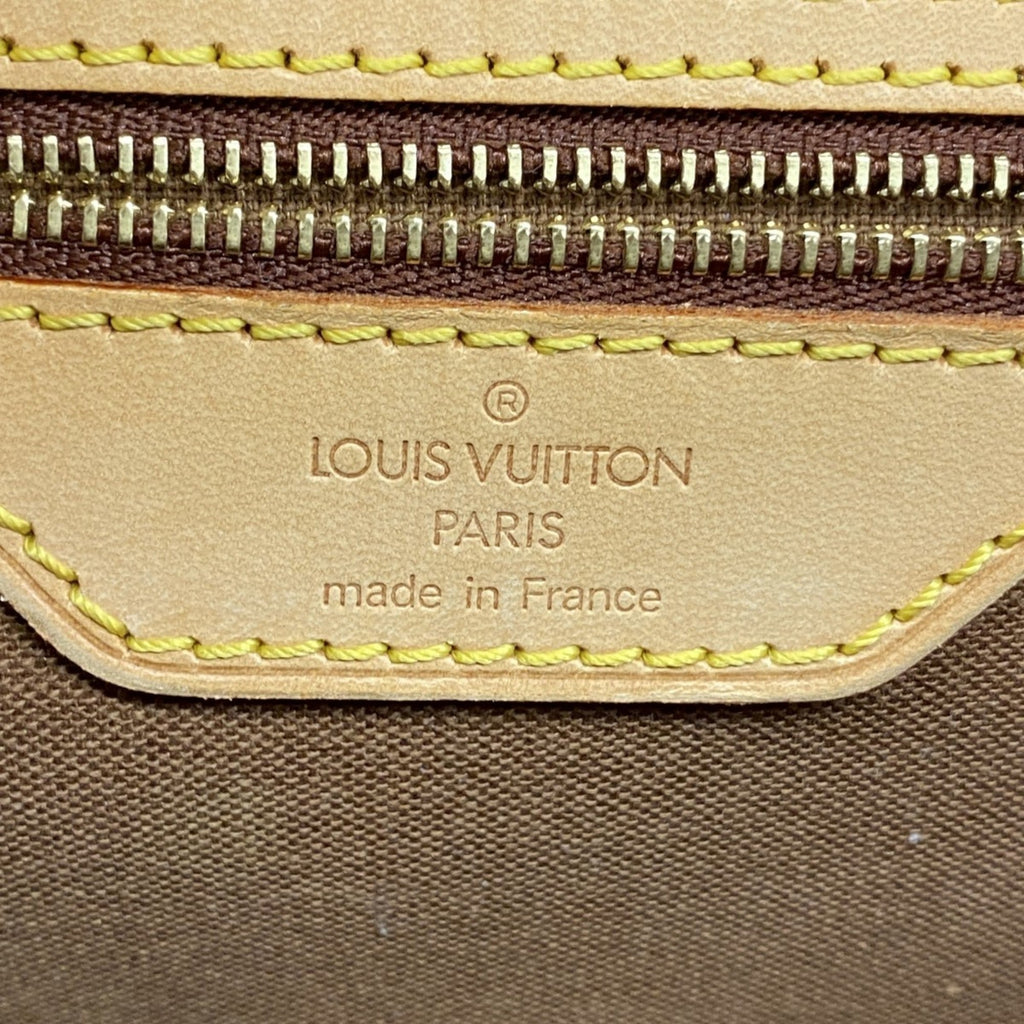 Louis Vuitton Brown Shoulder Bag (Pre-Owned)