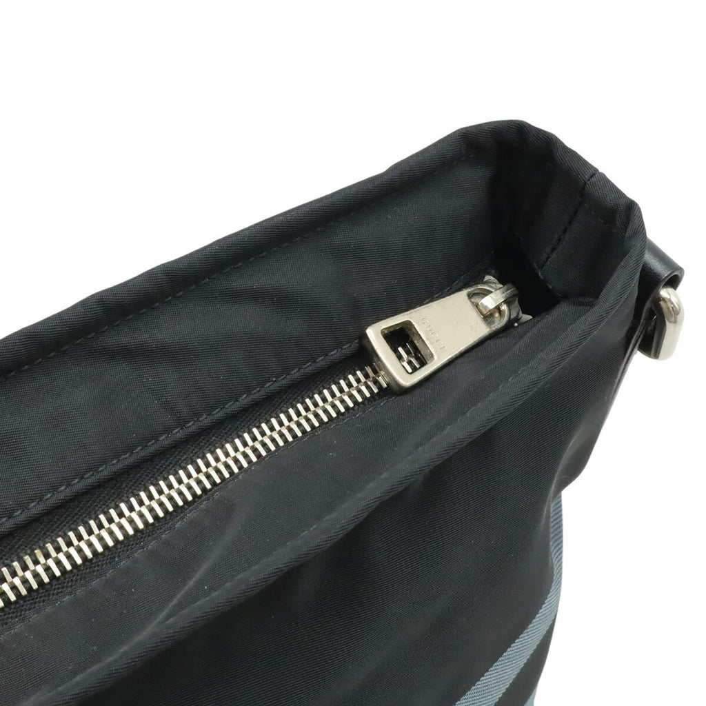 Gucci Black Gray Nylon Leather Shoulder Bag (Pre-Owned)