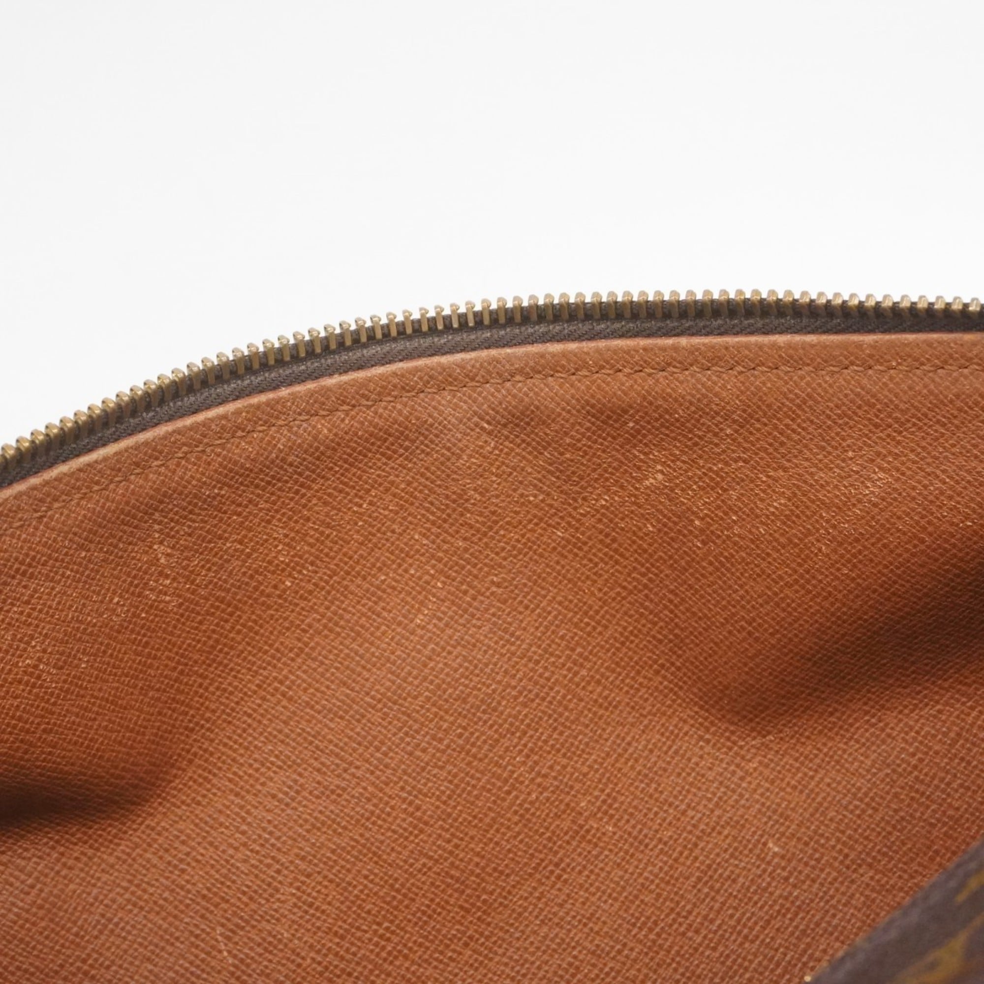 Louis Vuitton Brown Handbag (Pre-Owned)