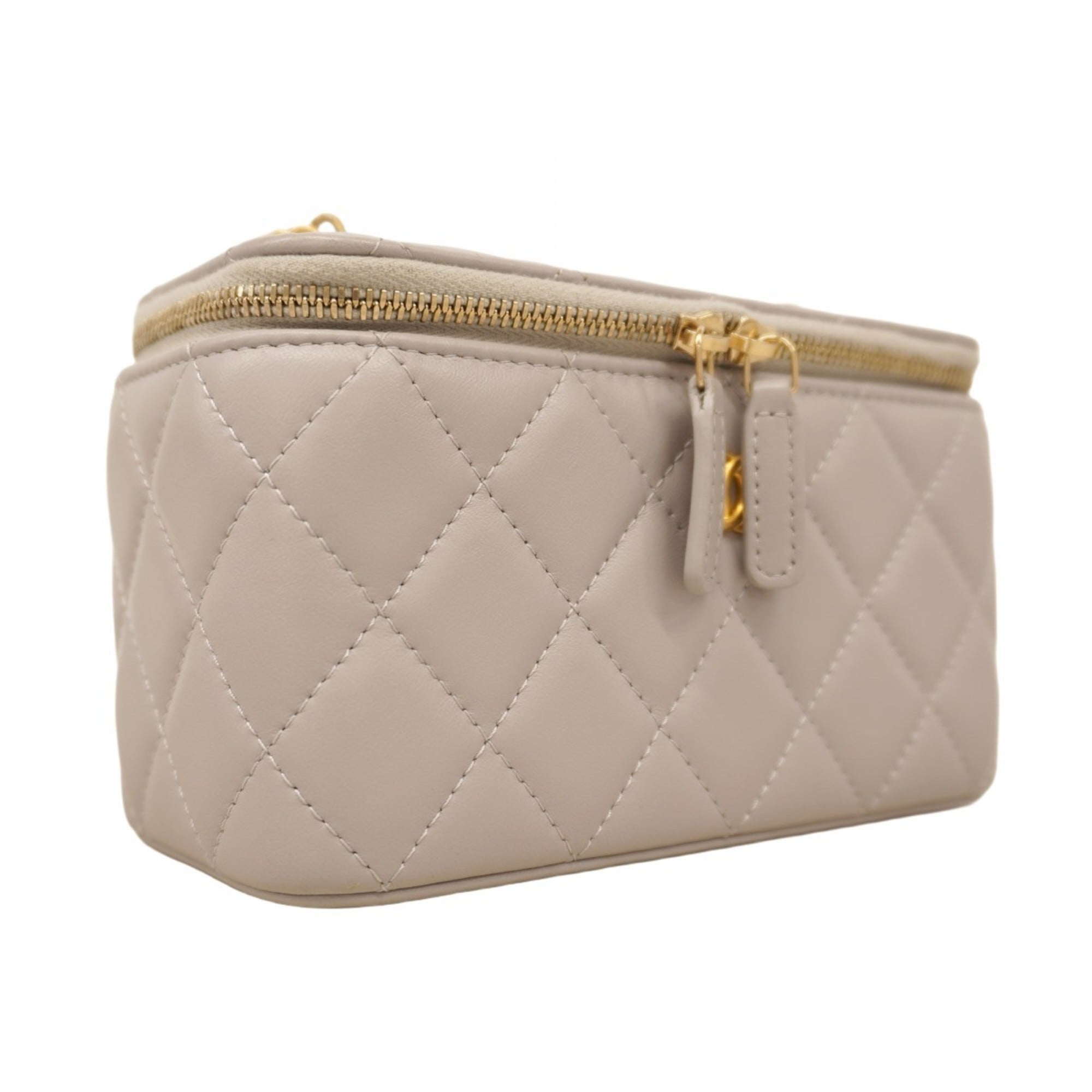 Chanel Gray Leather Vanity Bag (Pre-Owned)