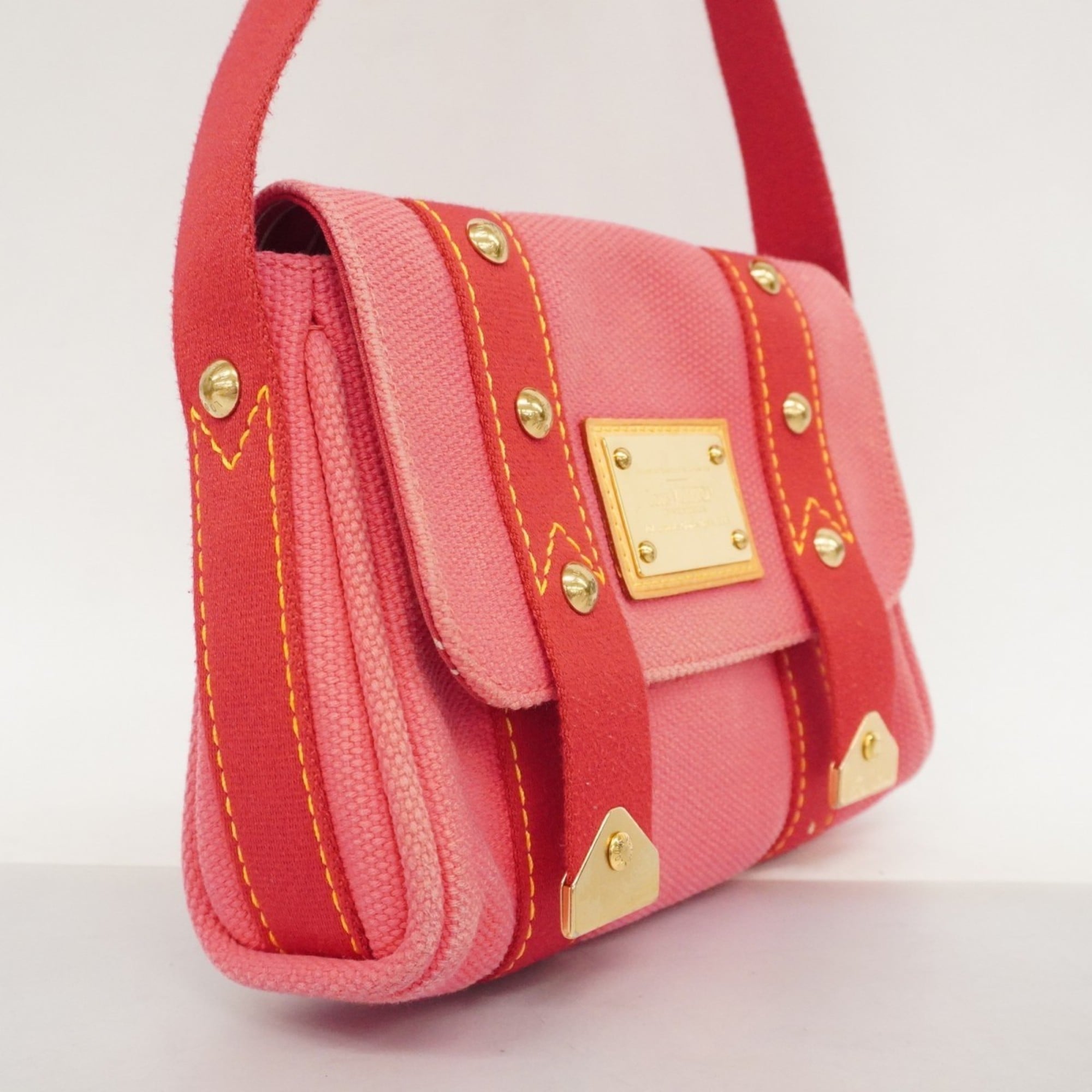 Louis Vuitton Rose Handbag (Pre-Owned)