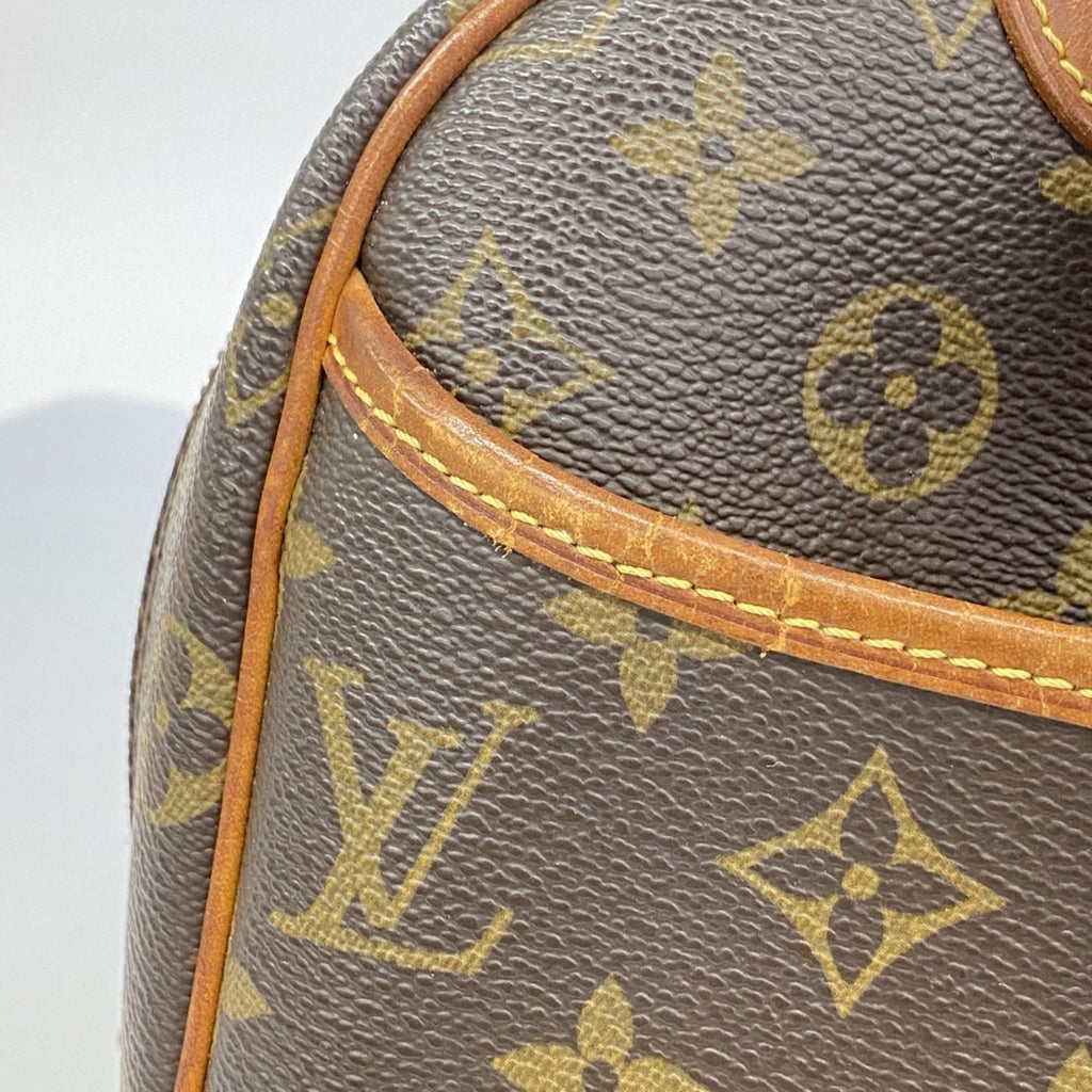 Louis Vuitton Brown Handbag (Pre-Owned)