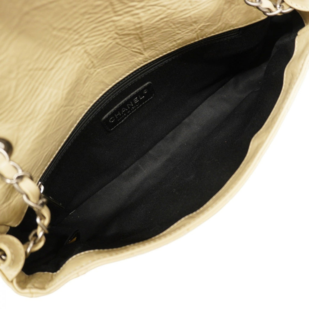 Chanel Beige Leather Shoulder Bag (Pre-Owned)