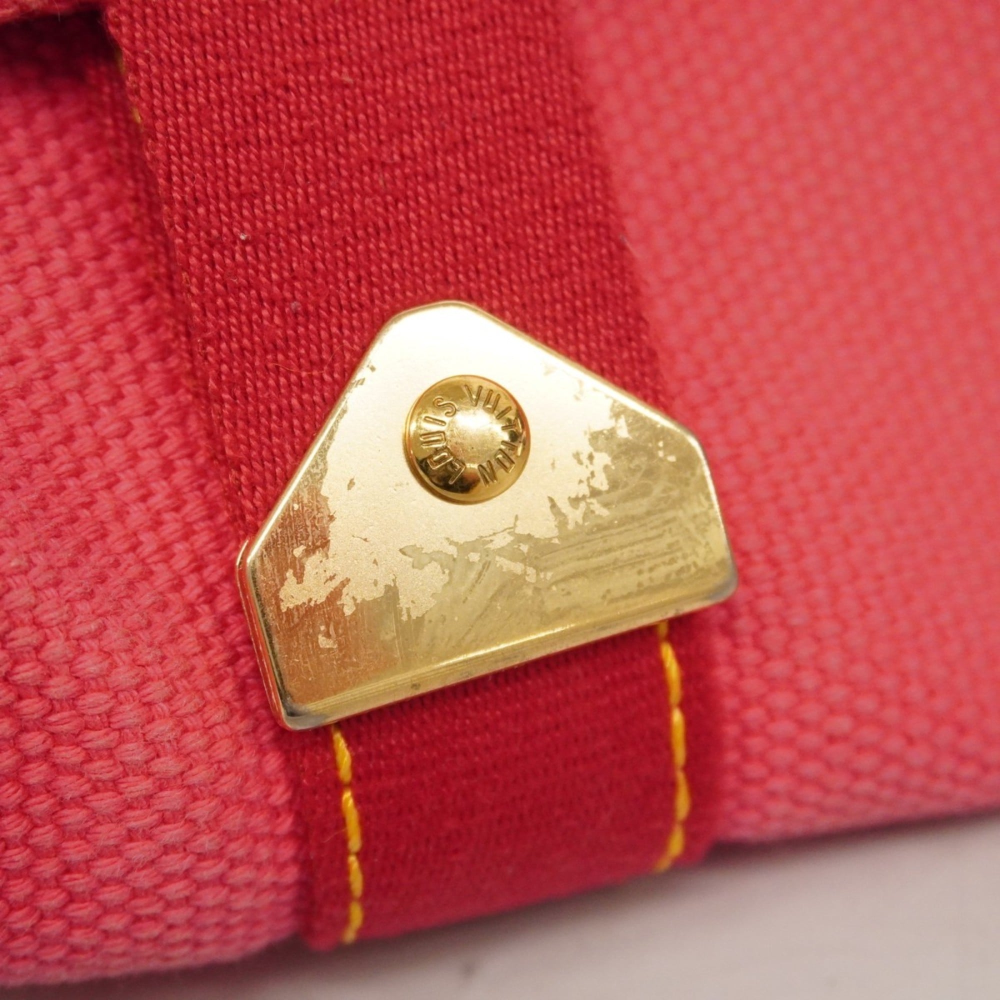 Louis Vuitton Rose Handbag (Pre-Owned)