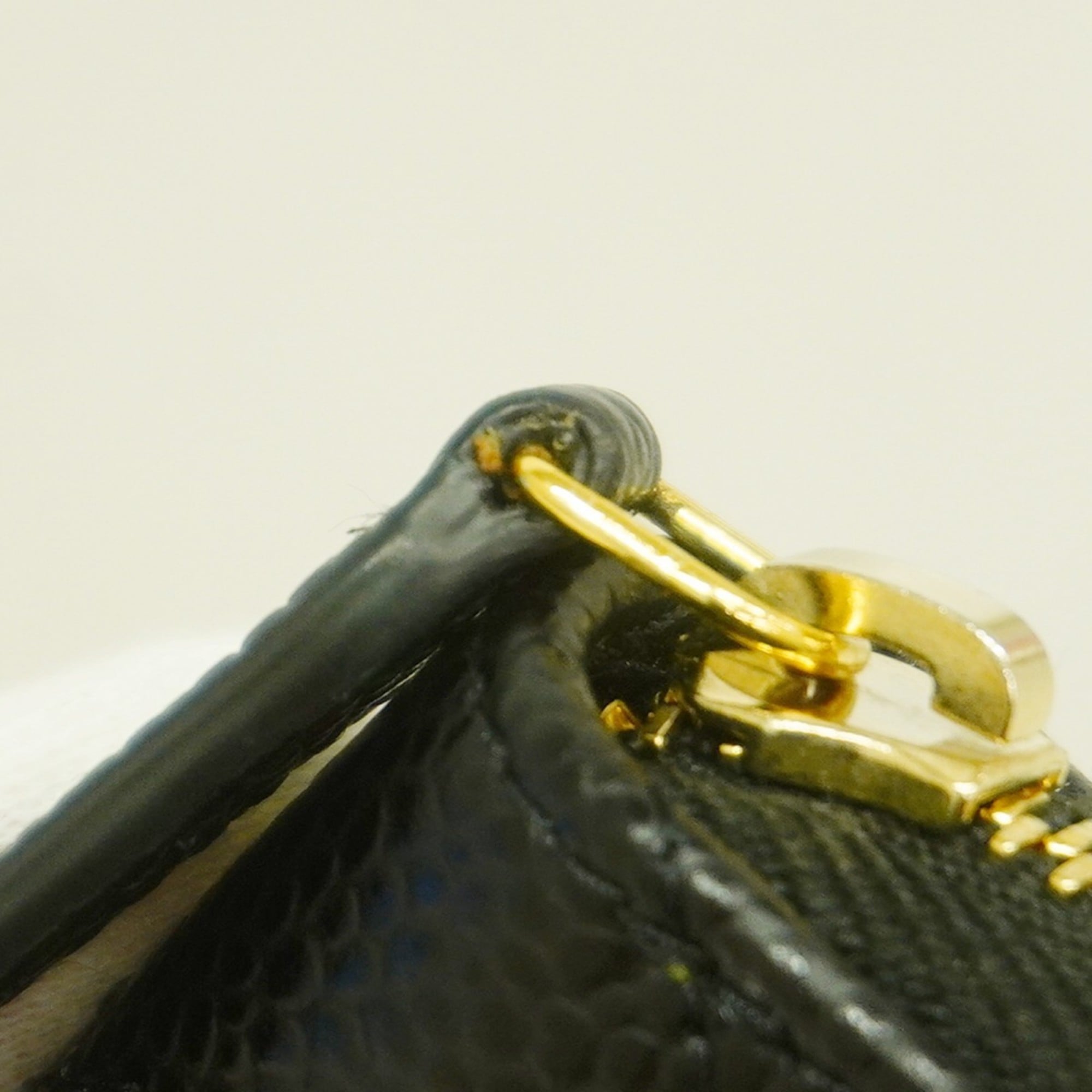 Chanel Black Grained Calfskin Coin Purse/Coin Case (Pre-Owned)