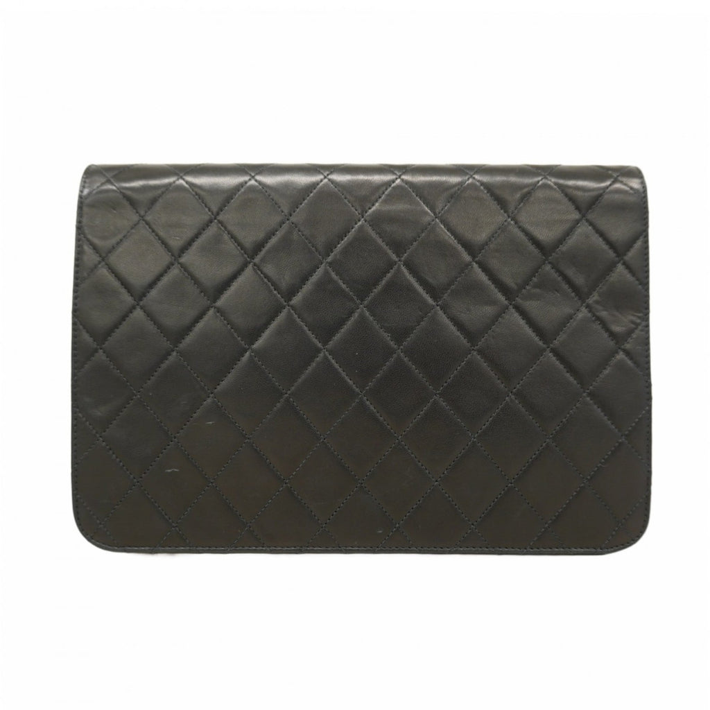 Chanel Black Leather Shoulder Bag (Pre-Owned)