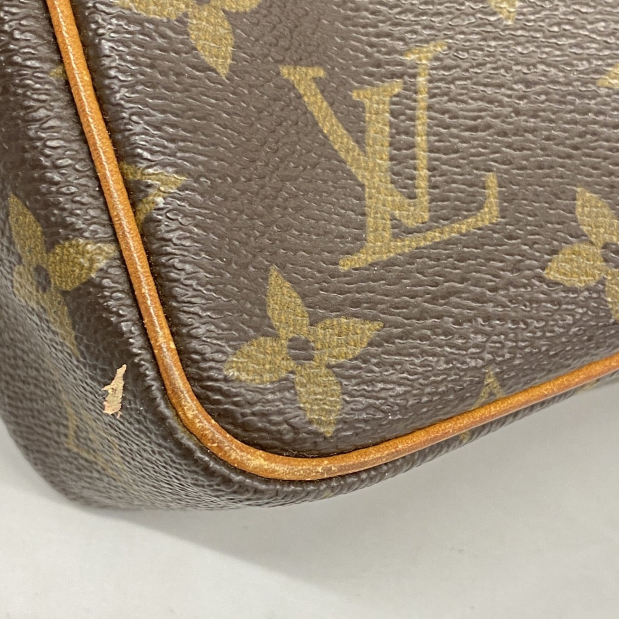 Louis Vuitton Brown Clutch Bag (Pre-Owned)