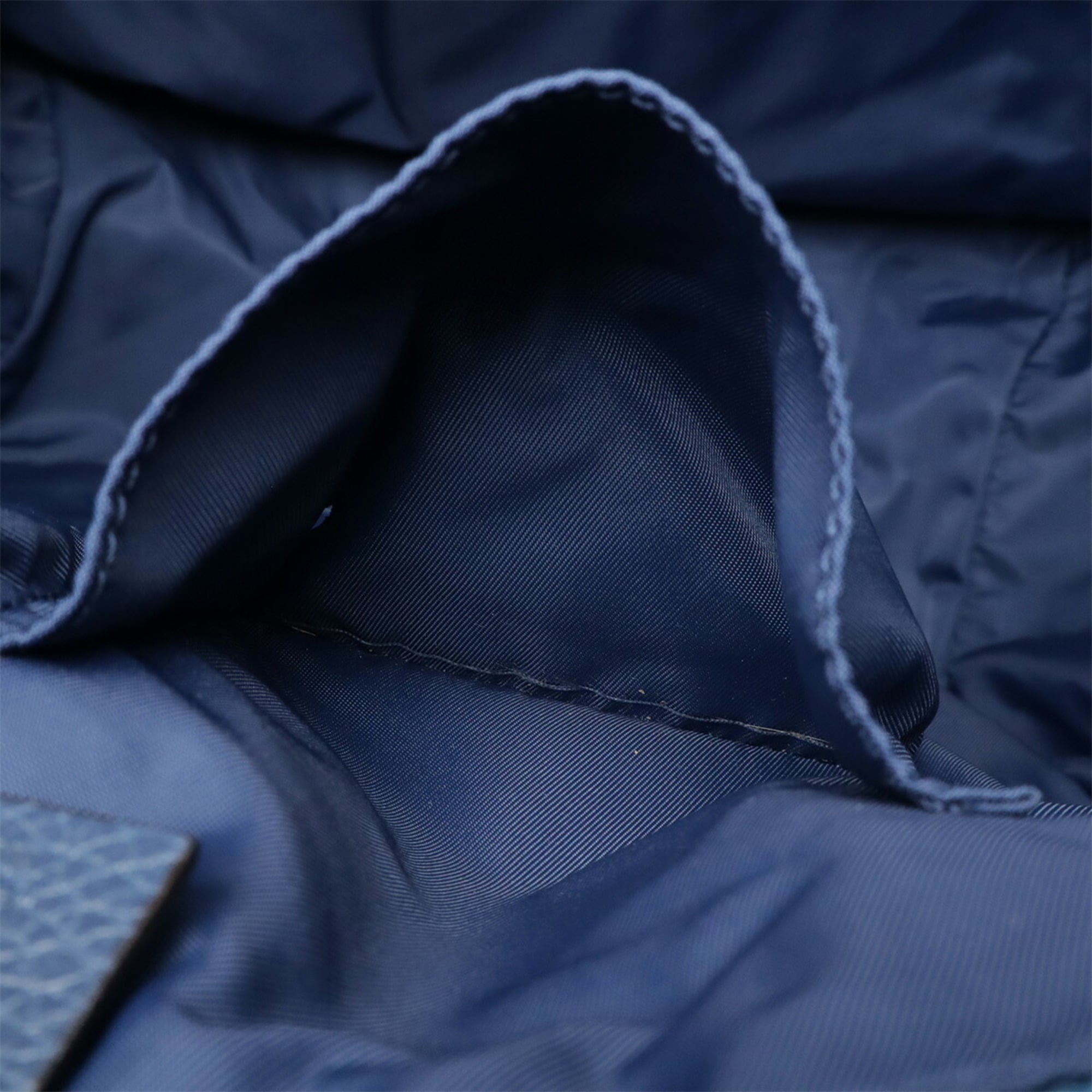 Gucci Navy Nylon Leather Backpack (Pre-Owned)