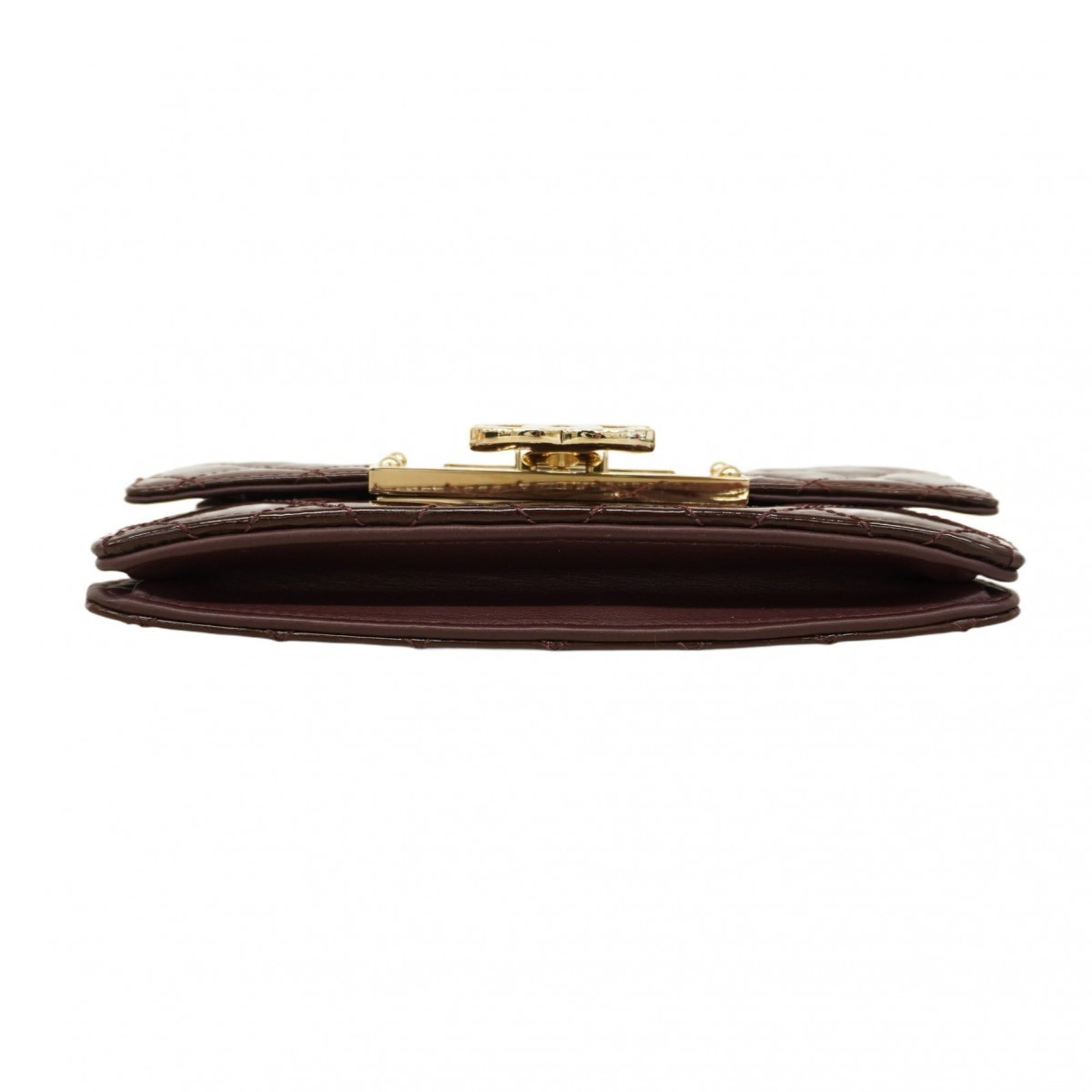 Chanel Bordeaux Patent Leather Chain/Shoulder Wallet (Pre-Owned)