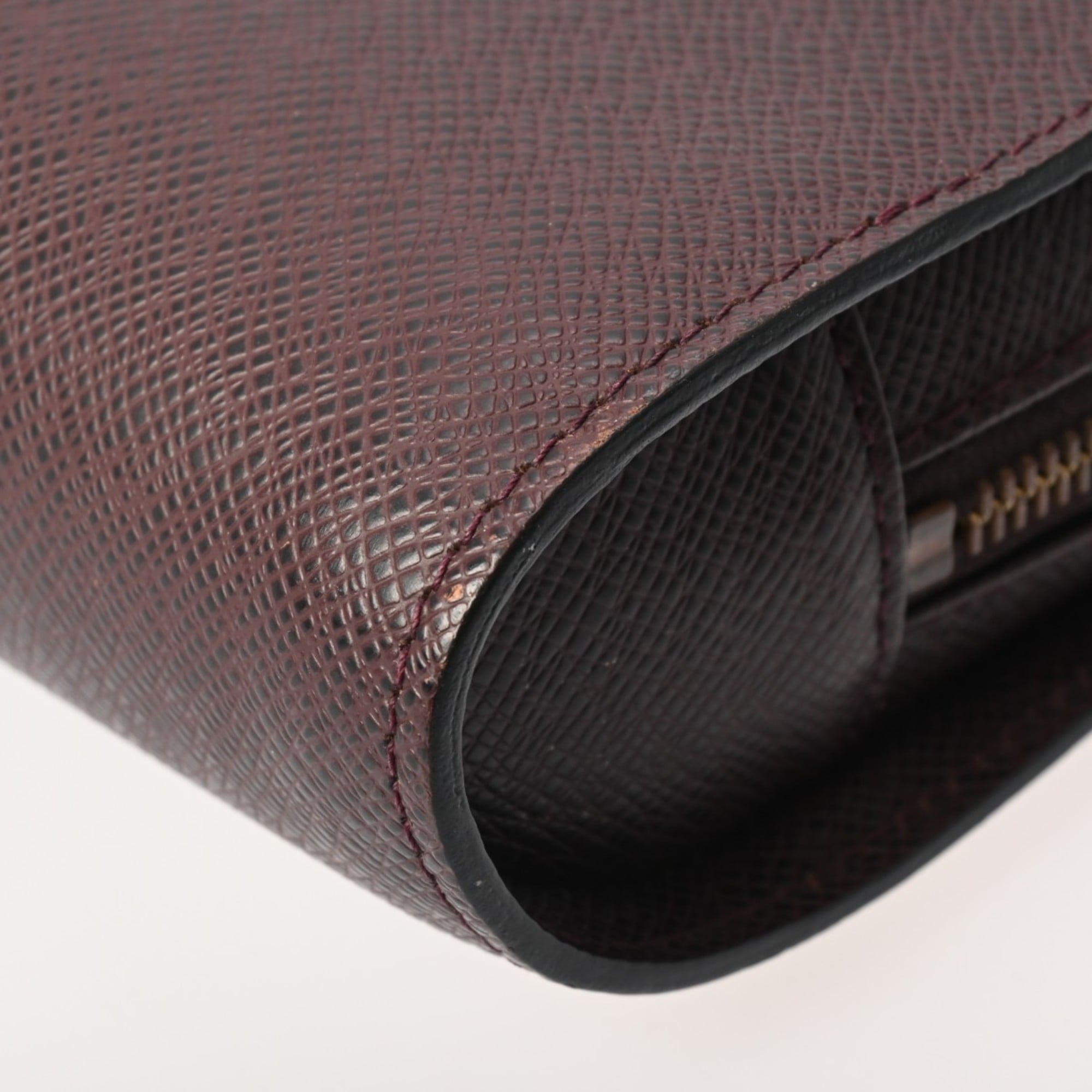 Louis Vuitton Acajou Leather Briefcase (Pre-Owned)