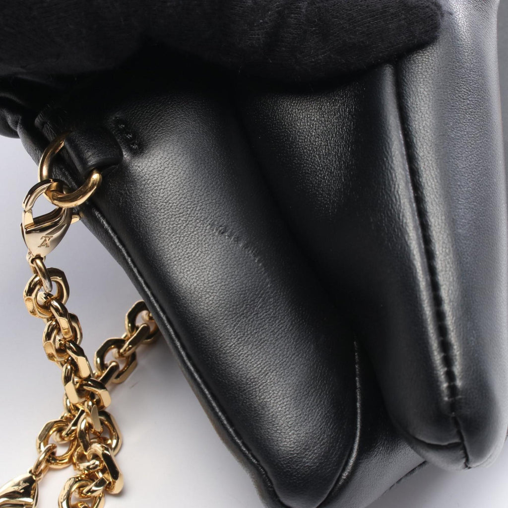 Louis Vuitton Black Noir Leather Shoulder Bag (Pre-Owned)