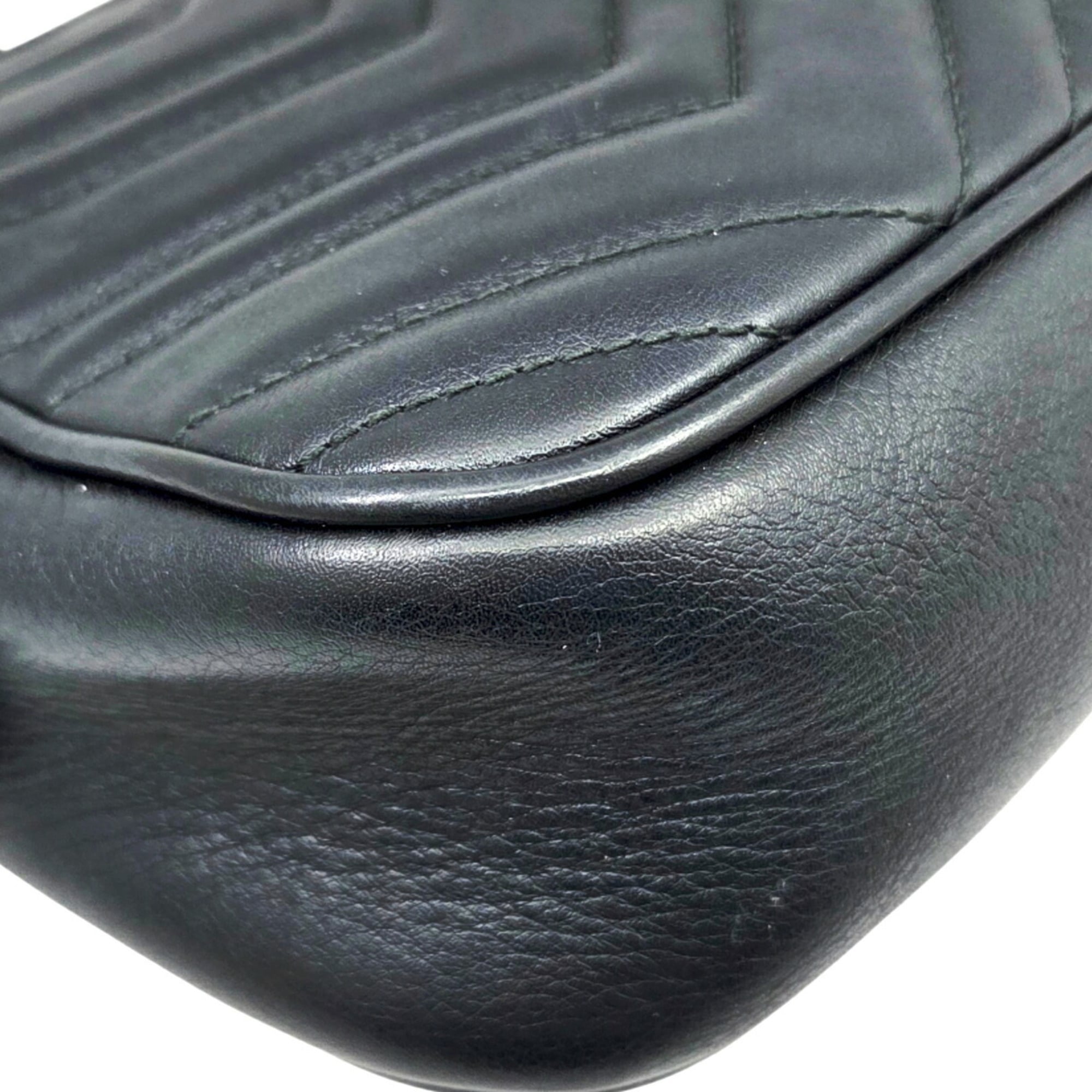 Gucci Black Leather Shoulder Bag (Pre-Owned)