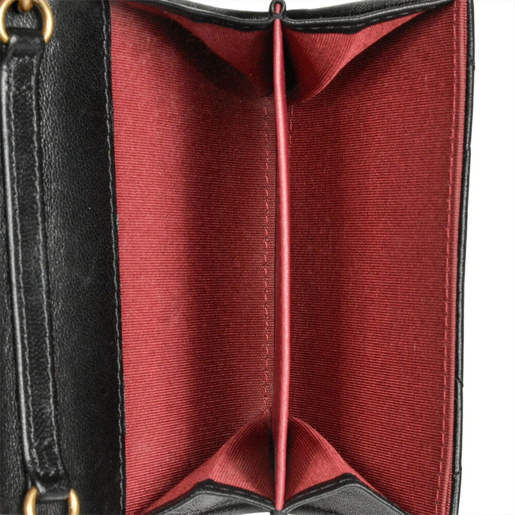 Chanel Black Leather Shoulder Bag (Pre-Owned)