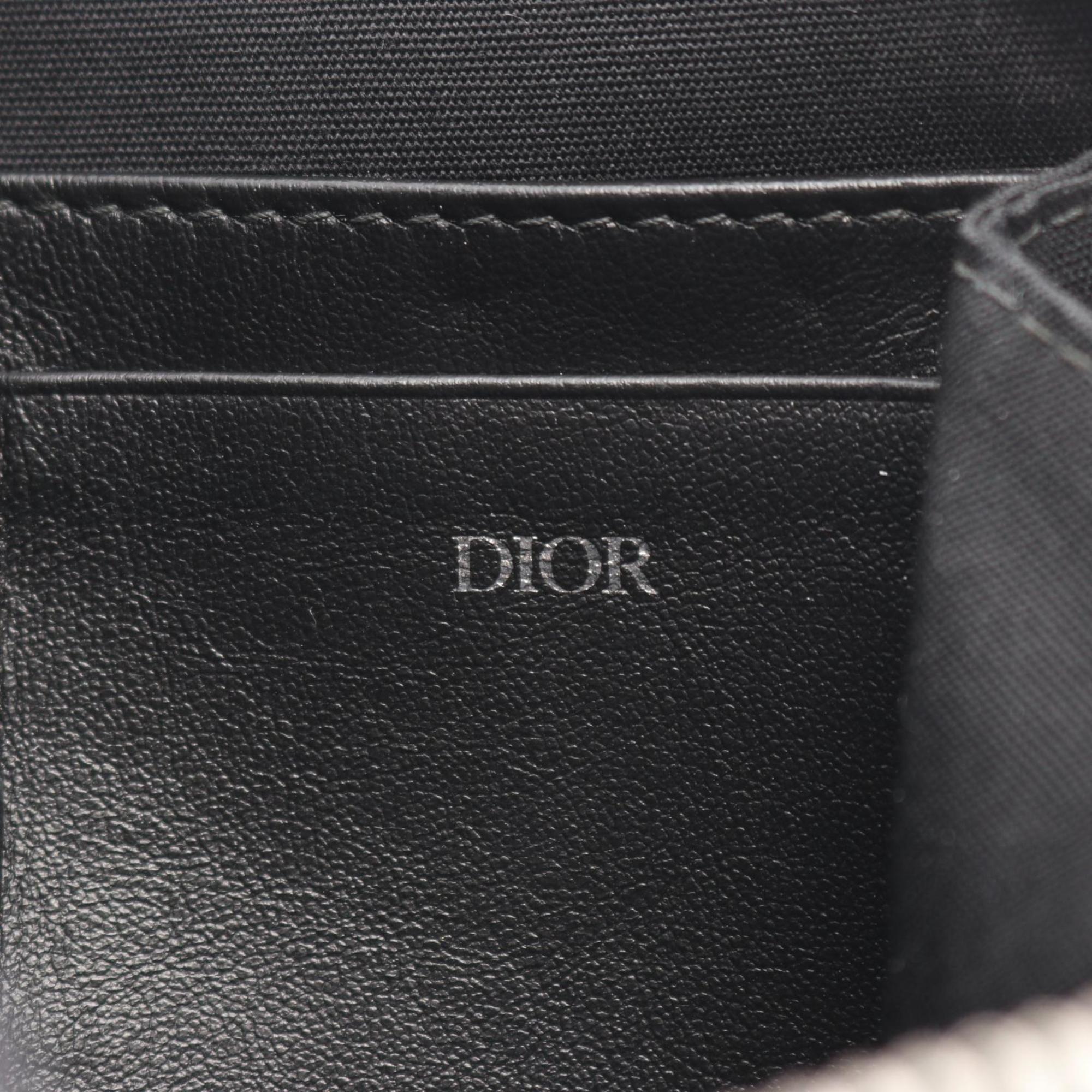 Christian Dior Black Leather Shoulder Bag (Pre-Owned)