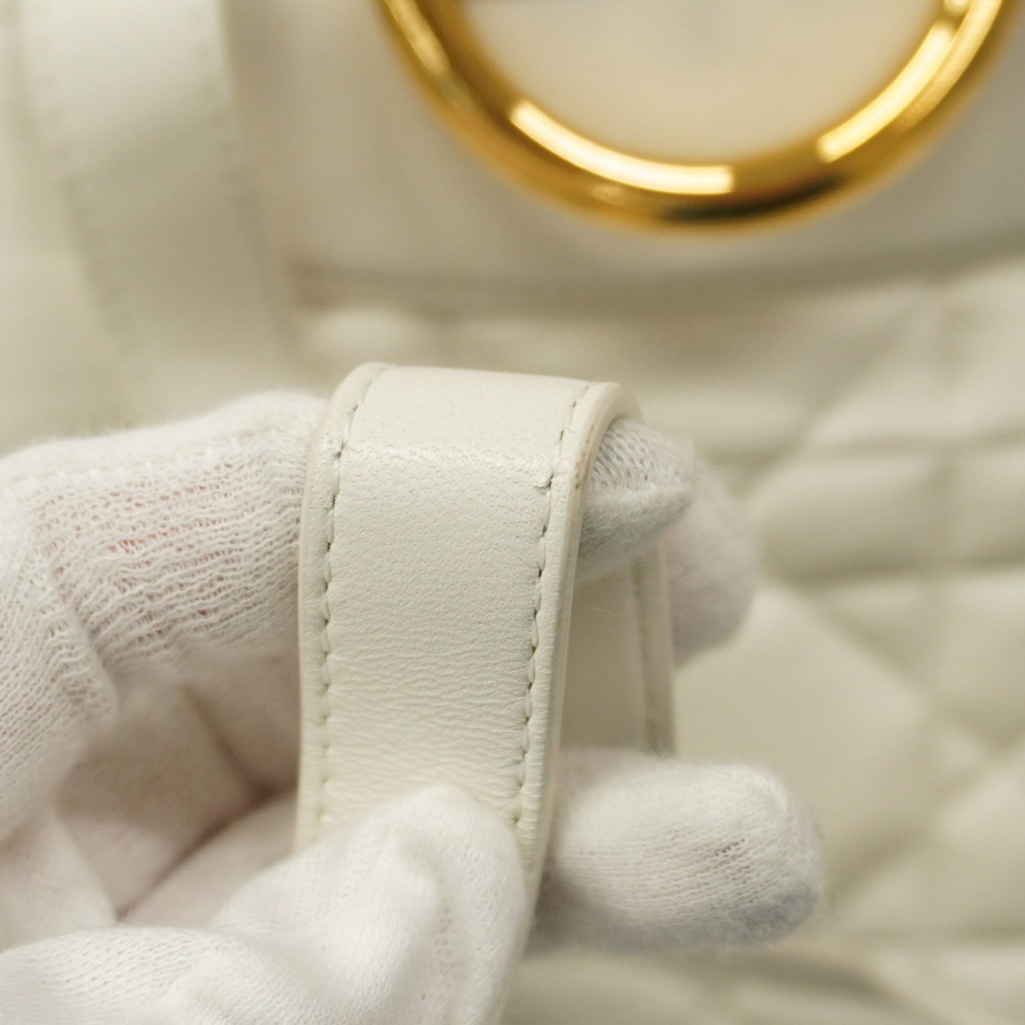 Christian Dior White Leather Backpack (Pre-Owned)