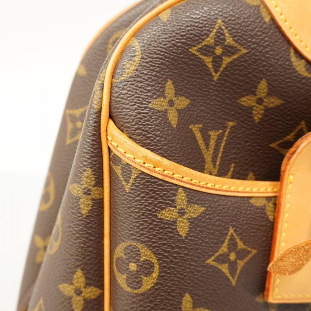 Louis Vuitton Brown Handbag (Pre-Owned)