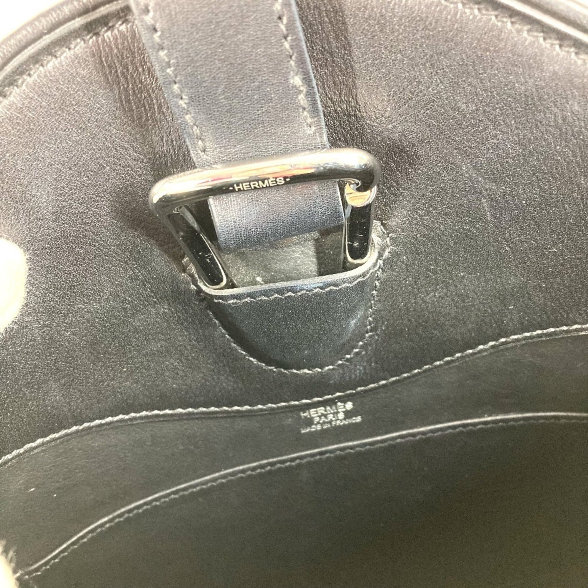 Hermes Black Evergrain Leather Shoulder Bag (Pre-Owned)