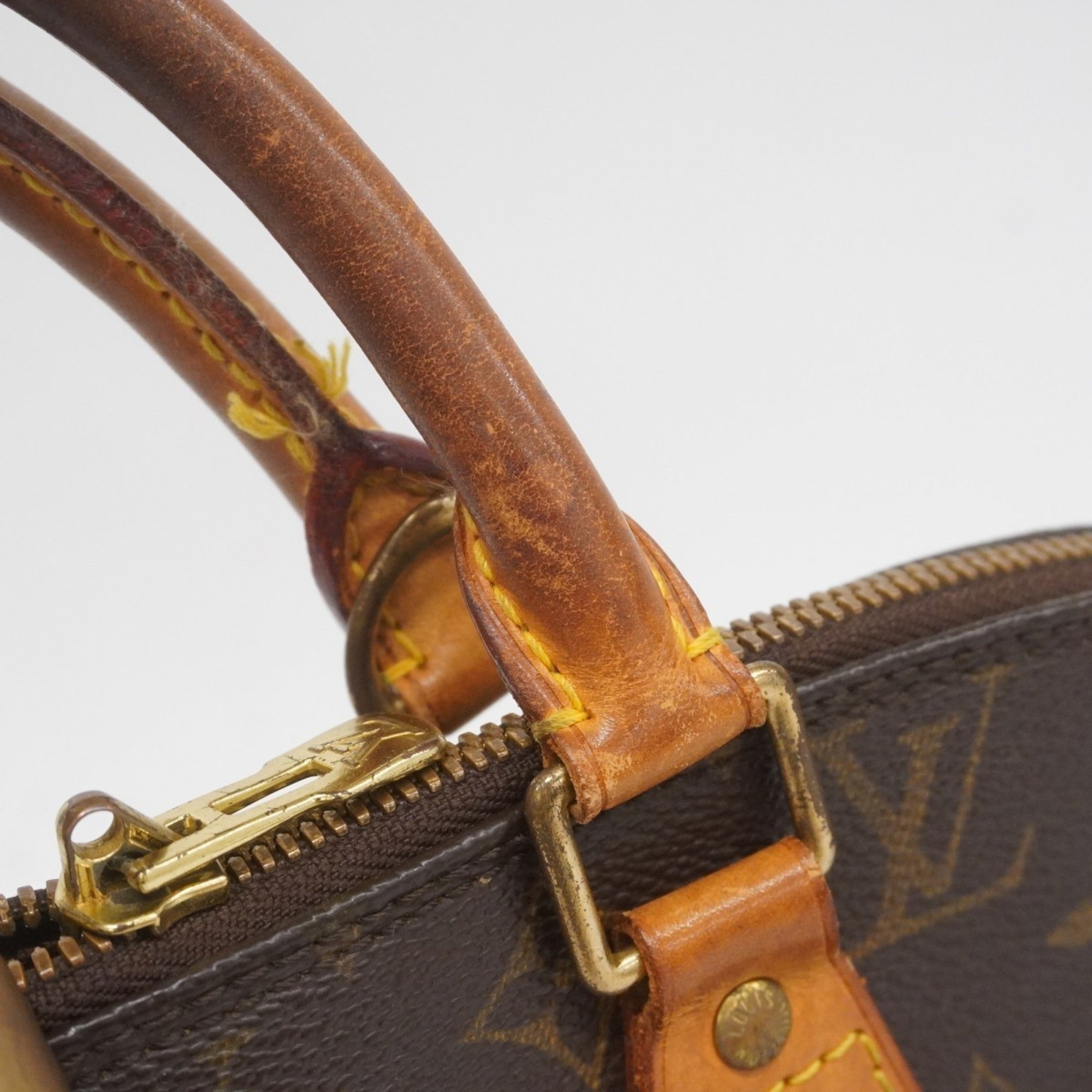 Louis Vuitton Brown Handbag (Pre-Owned)