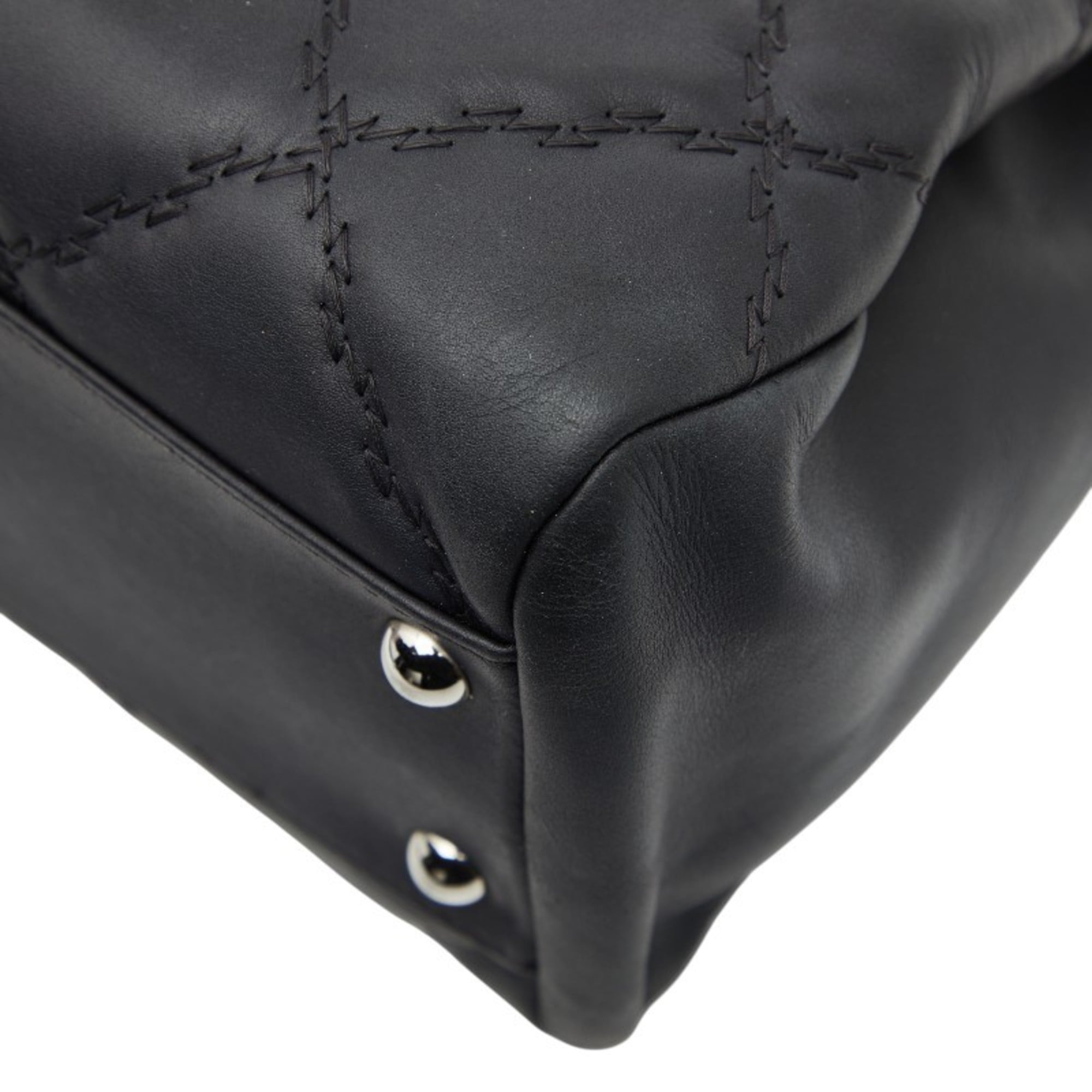 Chanel Black Leather Tote Bag (Pre-Owned)