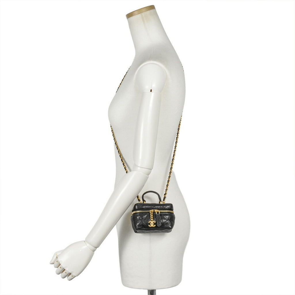 Chanel Black Grained Calfskin Shoulder Bag (Pre-Owned)