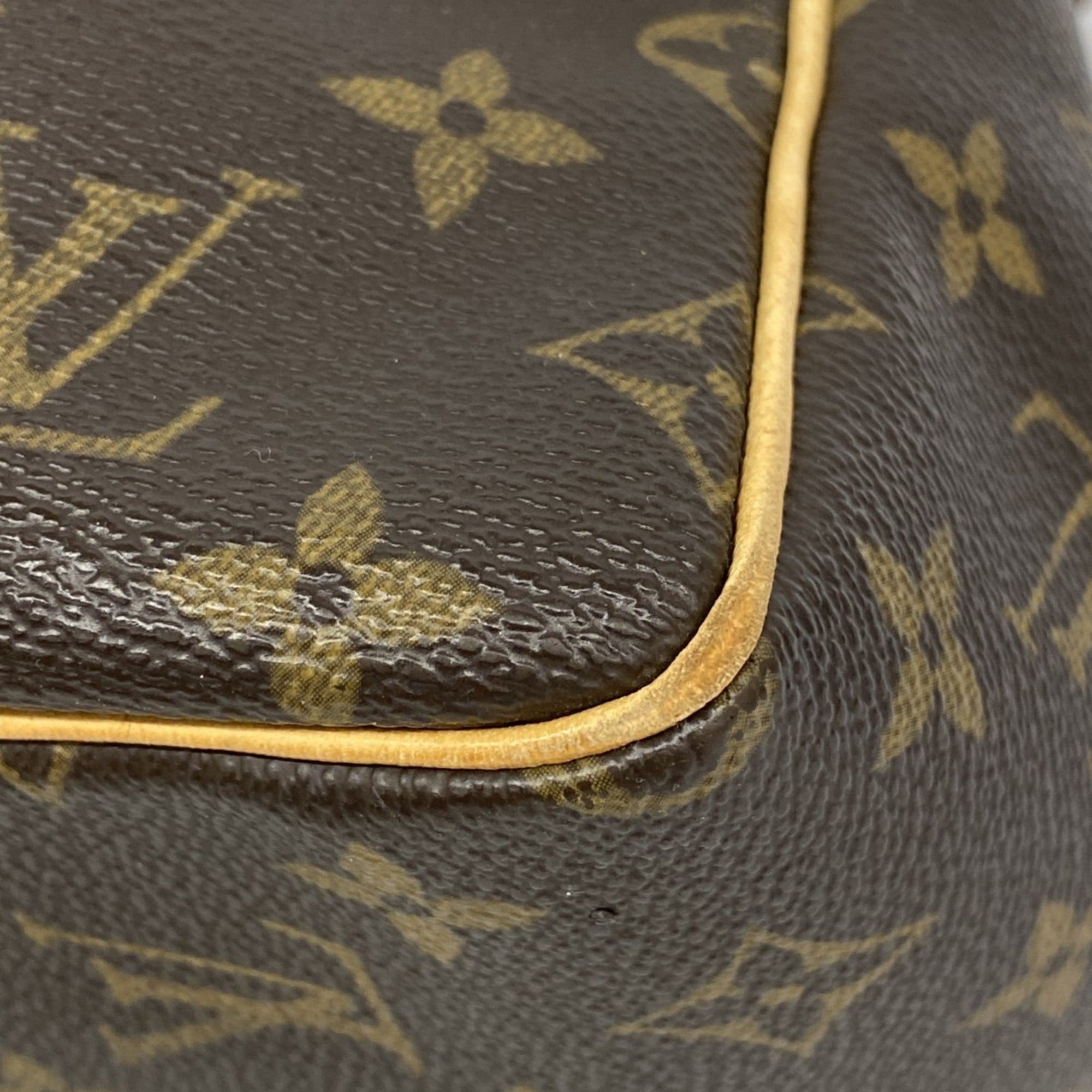 Louis Vuitton Brown Handbag (Pre-Owned)