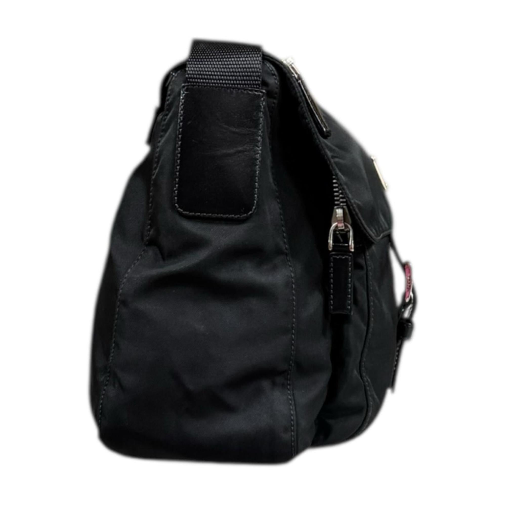 Prada Black Nylon Shoulder Bag (Pre-Owned)