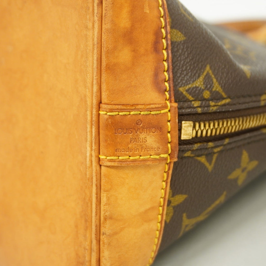 Louis Vuitton Brown Handbag (Pre-Owned)