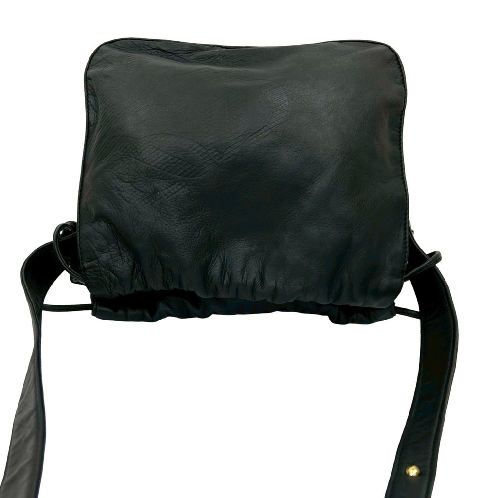 Loewe Black Leather Pochette Shoulder Bag (Pre-Owned)