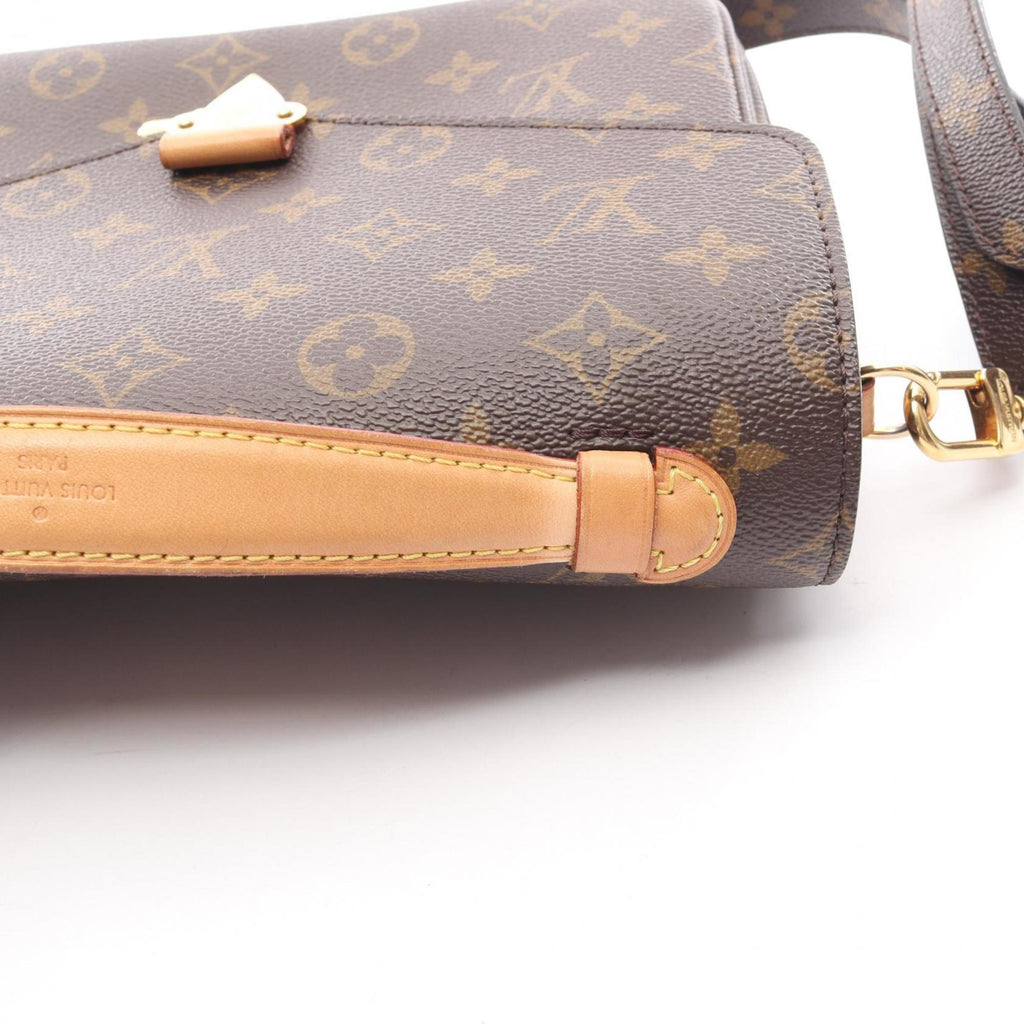 Louis Vuitton Brown Monogram Coated Canvas Leather Handbag Pochette (Pre-Owned)