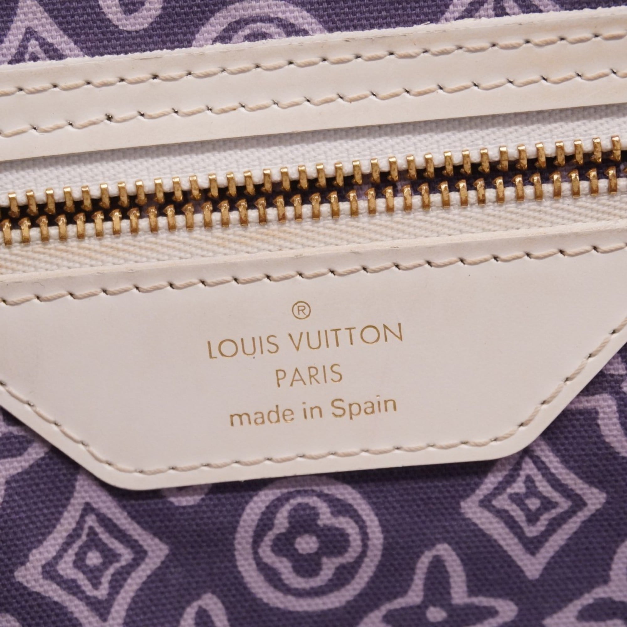 Louis Vuitton Lilac Tote Bag (Pre-Owned)
