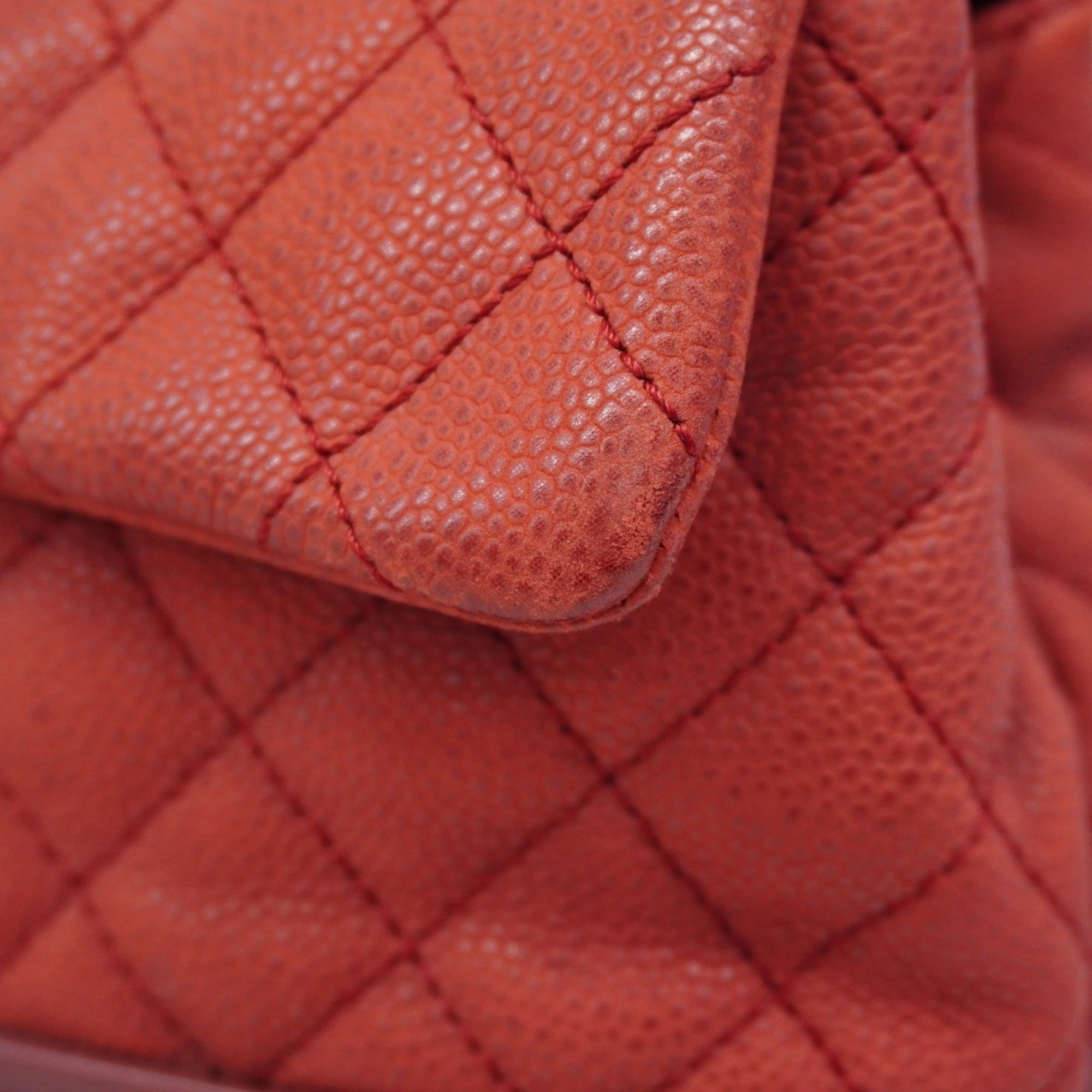 Chanel Red Color Grained Calfskin Handbag (Pre-Owned)