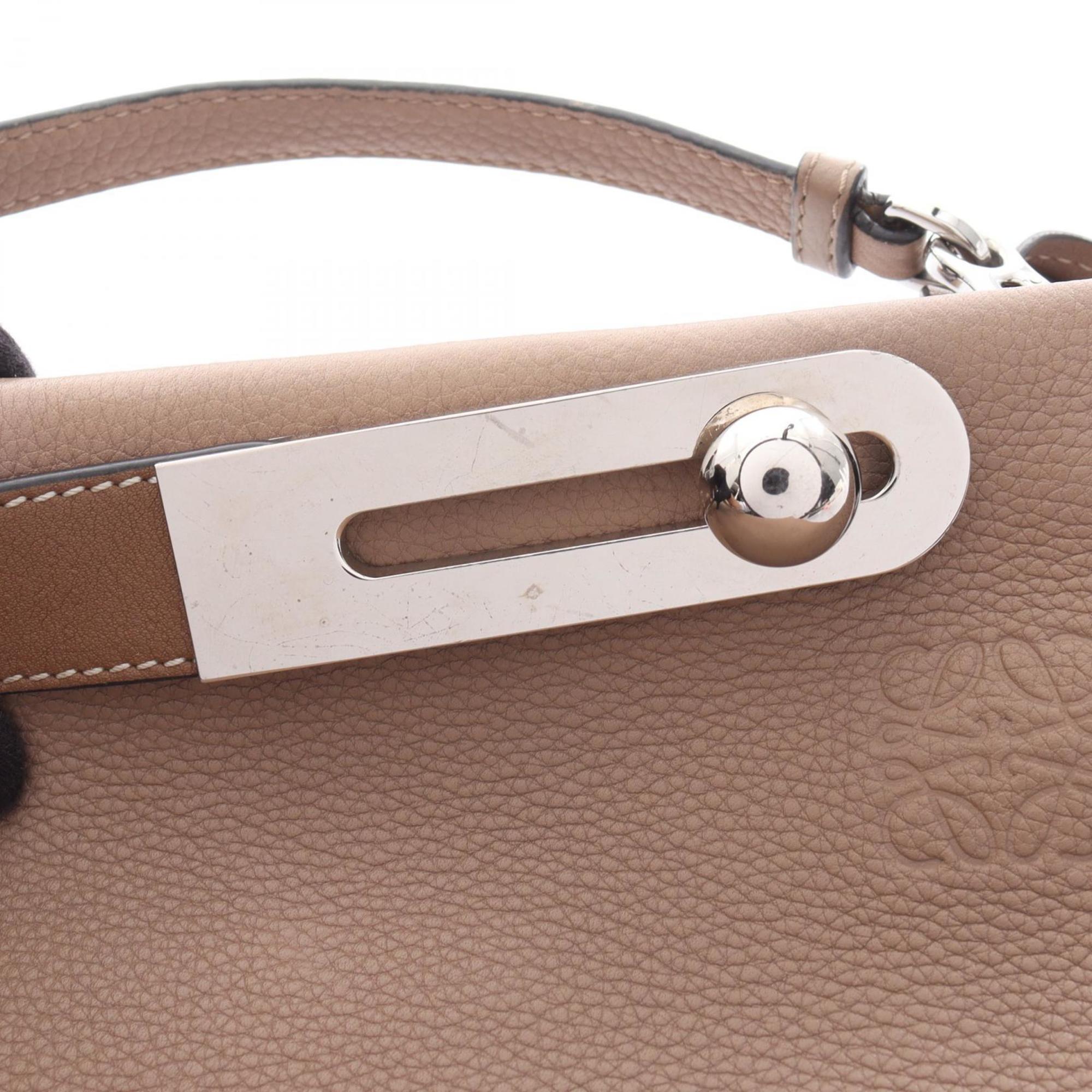 Loewe Beige Leather Handbag (Pre-Owned)