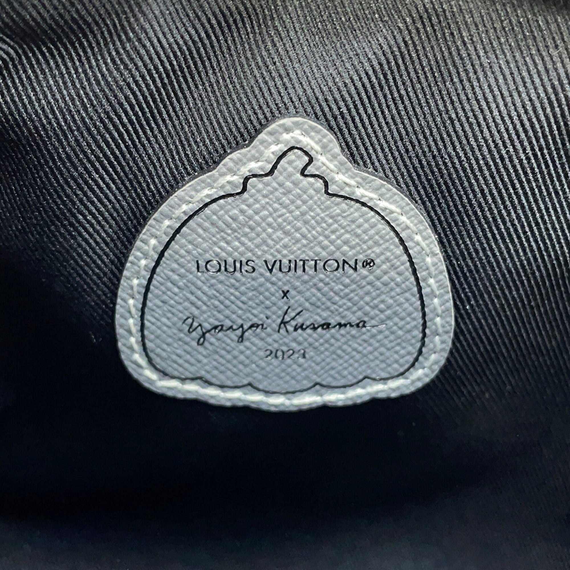 Louis Vuitton Monogram Eclipse Black Noir Monogram Eclipse Handbag (Pre-Owned)