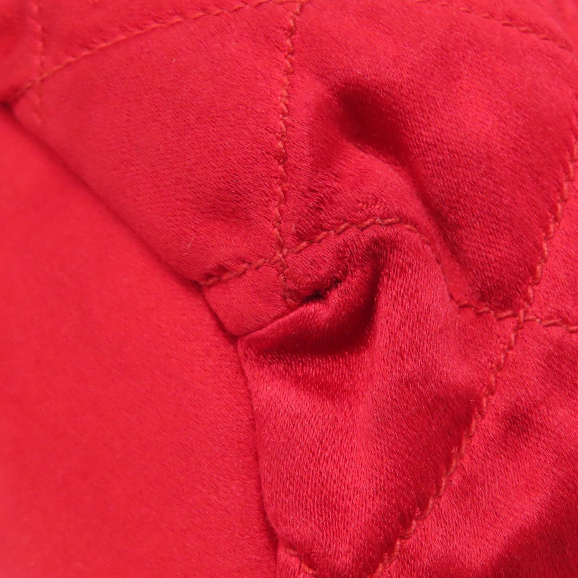 Chanel Red Color Satin Shoulder Bag (Pre-Owned)