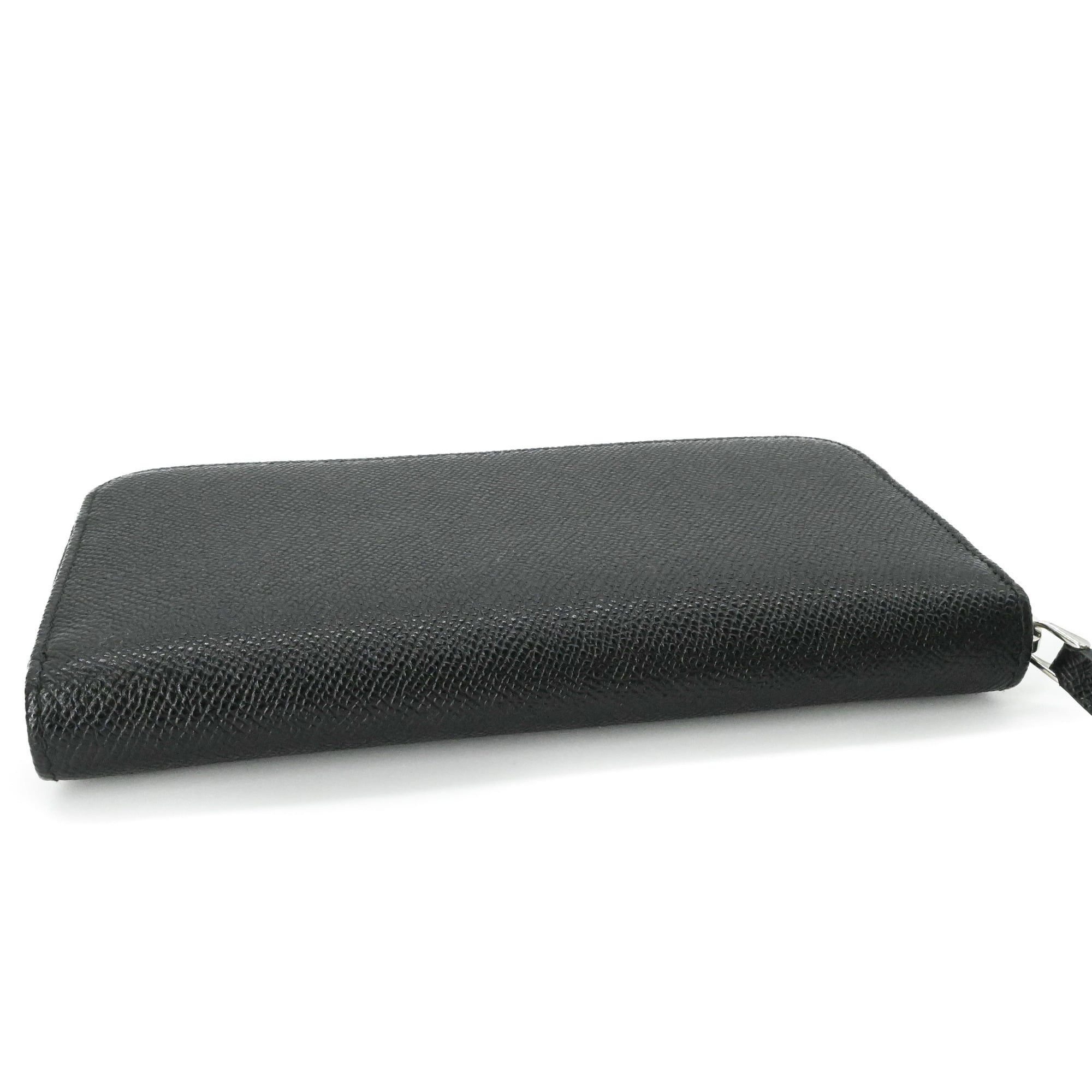 Bvlgari Black Leather Long Wallet (Bi-Fold) (Pre-Owned)