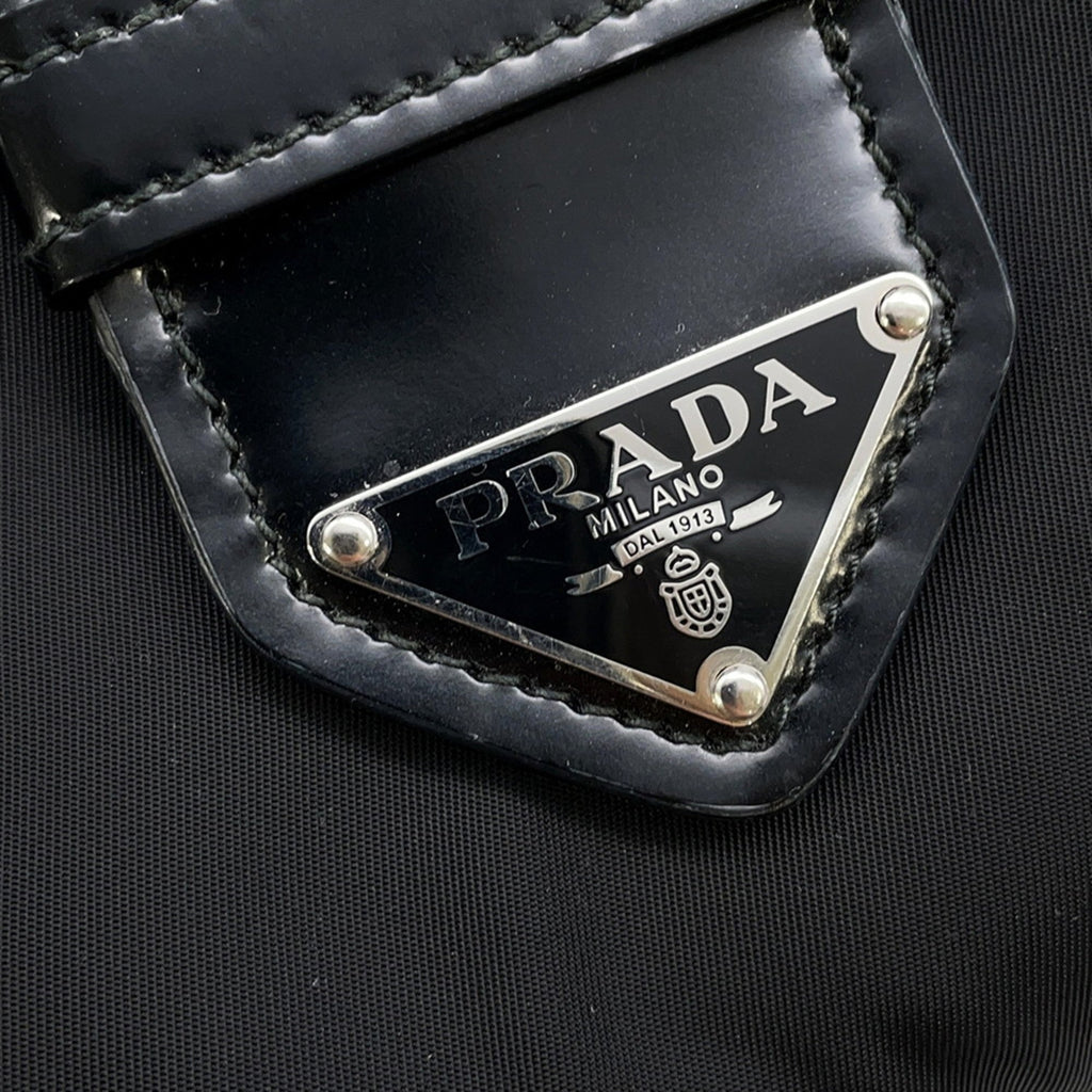 Prada Black Leather Nylon Handbag (Pre-Owned)