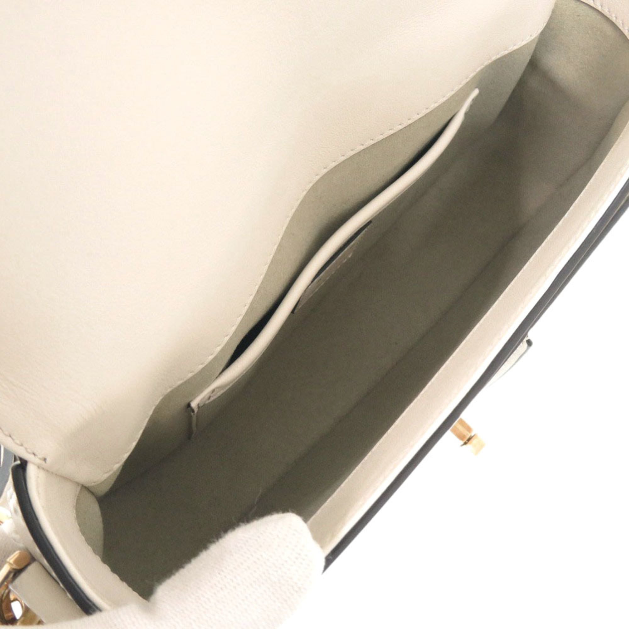 Tod's White Leather Shoulder Bag (Pre-Owned)