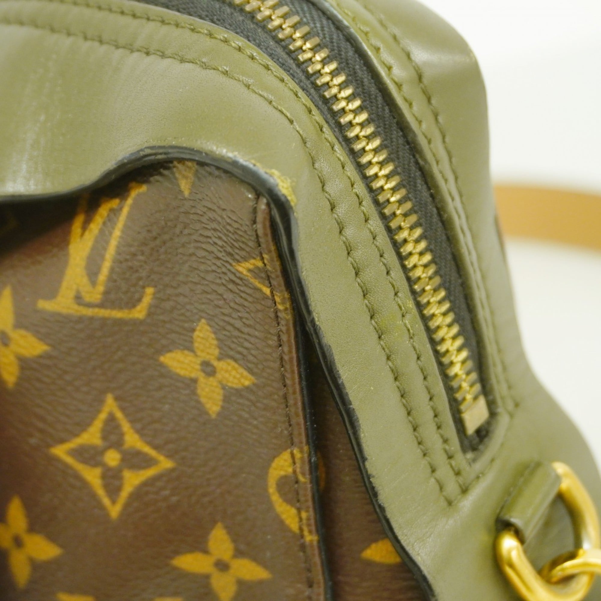 Louis Vuitton Brown Khaki Handbag (Pre-Owned)