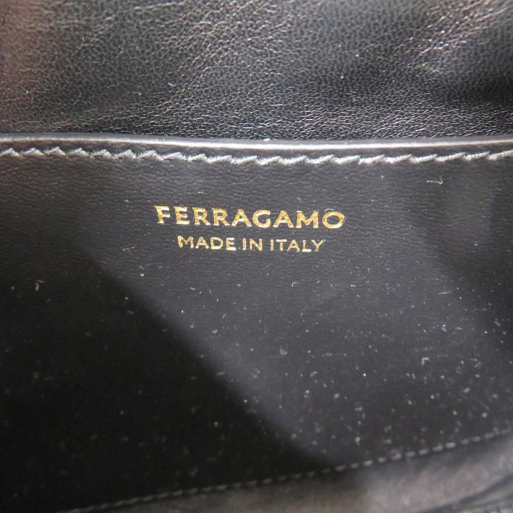 Salvatore Ferragamo Beige Pink Leather Shoulder Bag (Pre-Owned)