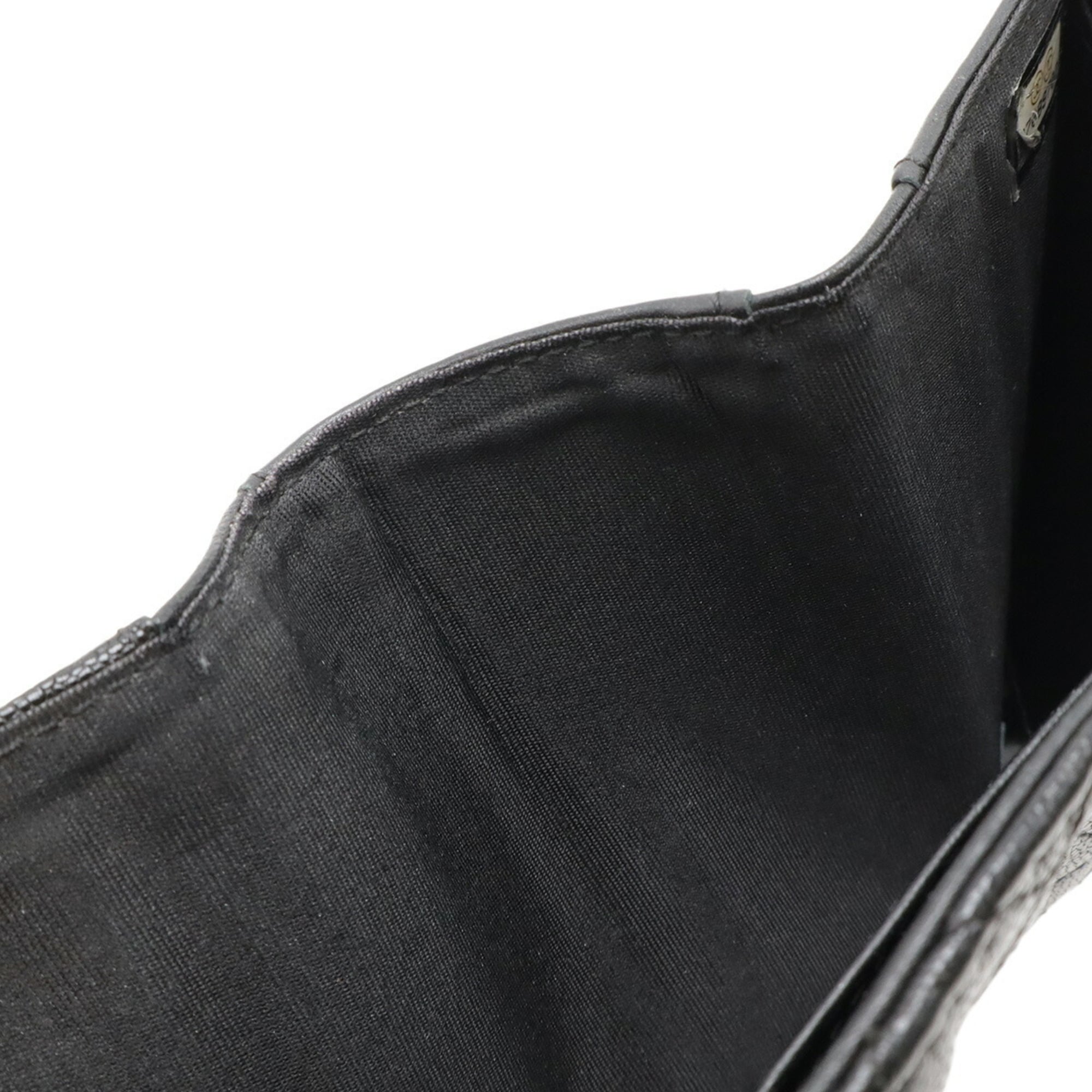 Chanel Black Grained Calfskin Wallet (Tri-Fold) (Pre-Owned)
