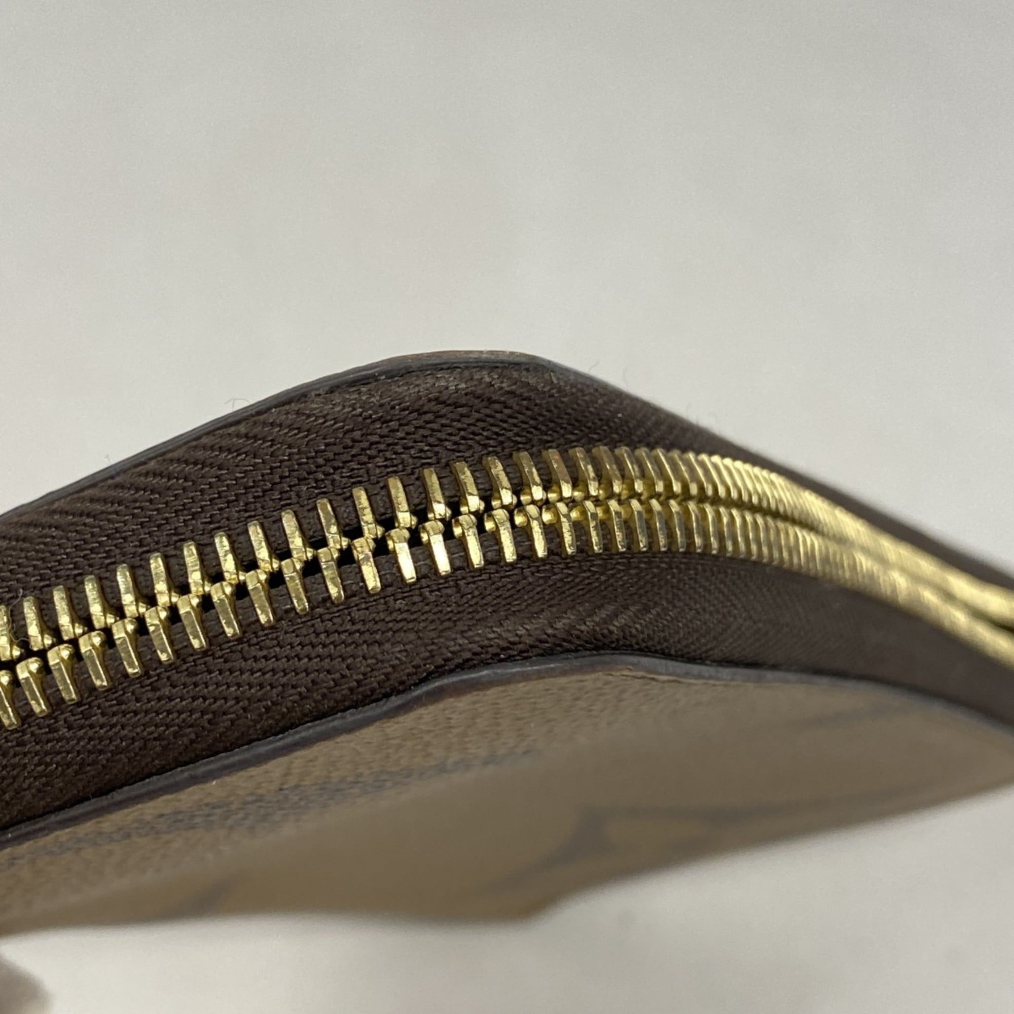 Louis Vuitton Brown Long Wallet (Bi-Fold) (Pre-Owned)