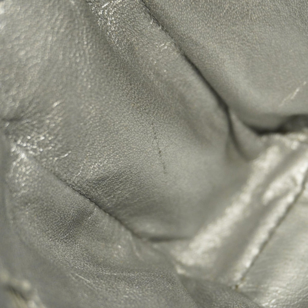 Chanel Black Grained Calfskin Shoulder Bag (Pre-Owned)