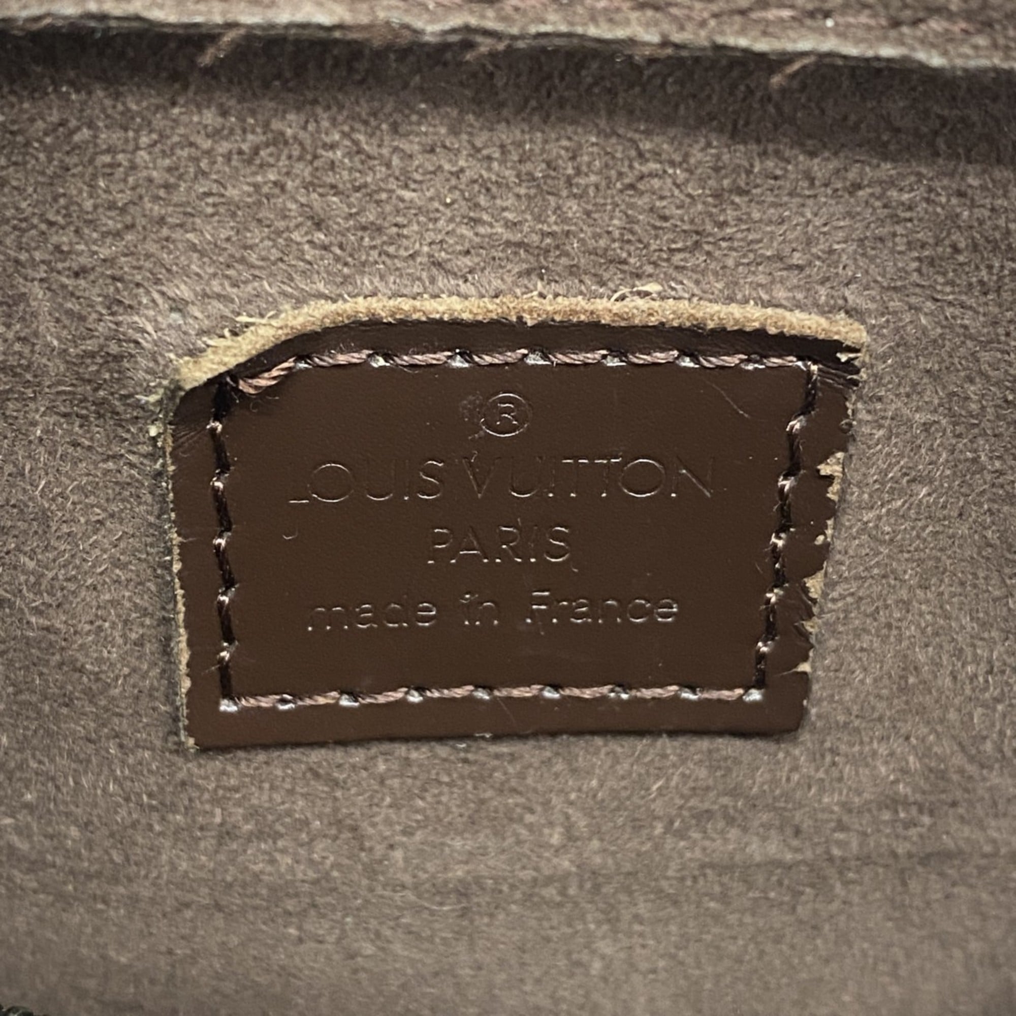 Louis Vuitton Moka Handbag (Pre-Owned)