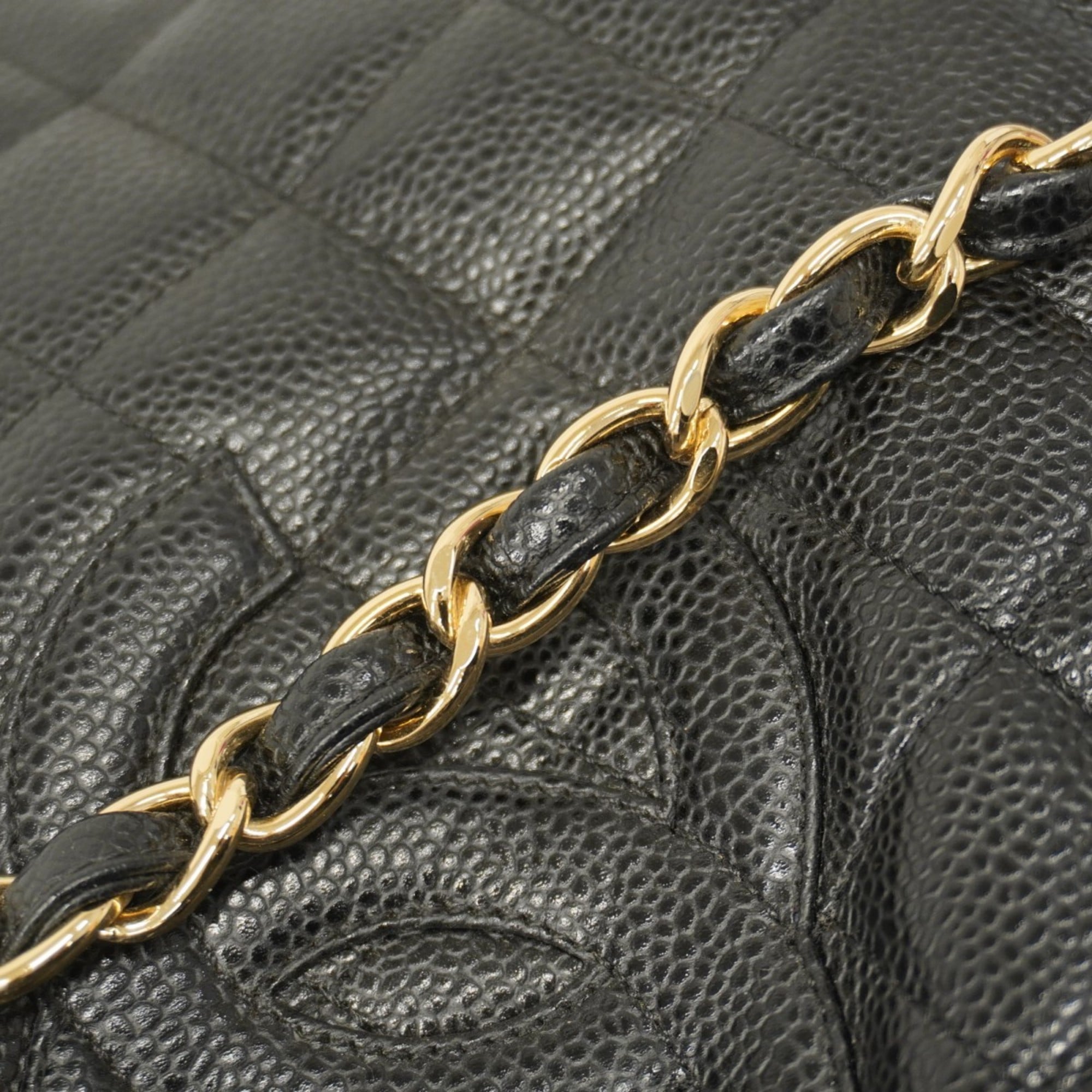 Chanel Black Grained Calfskin Shoulder Bag (Pre-Owned)