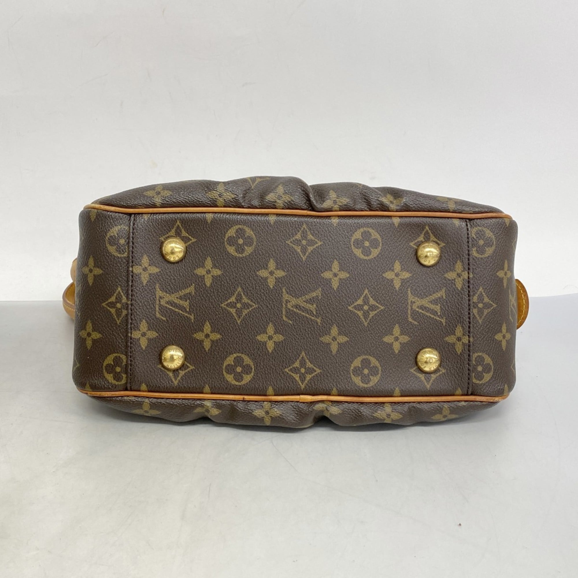 Louis Vuitton Brown Handbag (Pre-Owned)