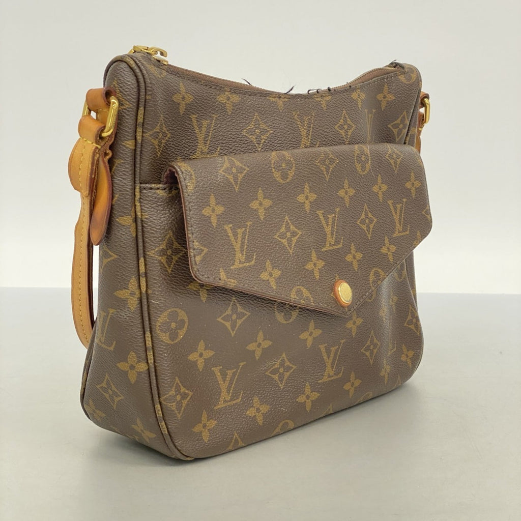 Louis Vuitton Brown Shoulder Bag (Pre-Owned)